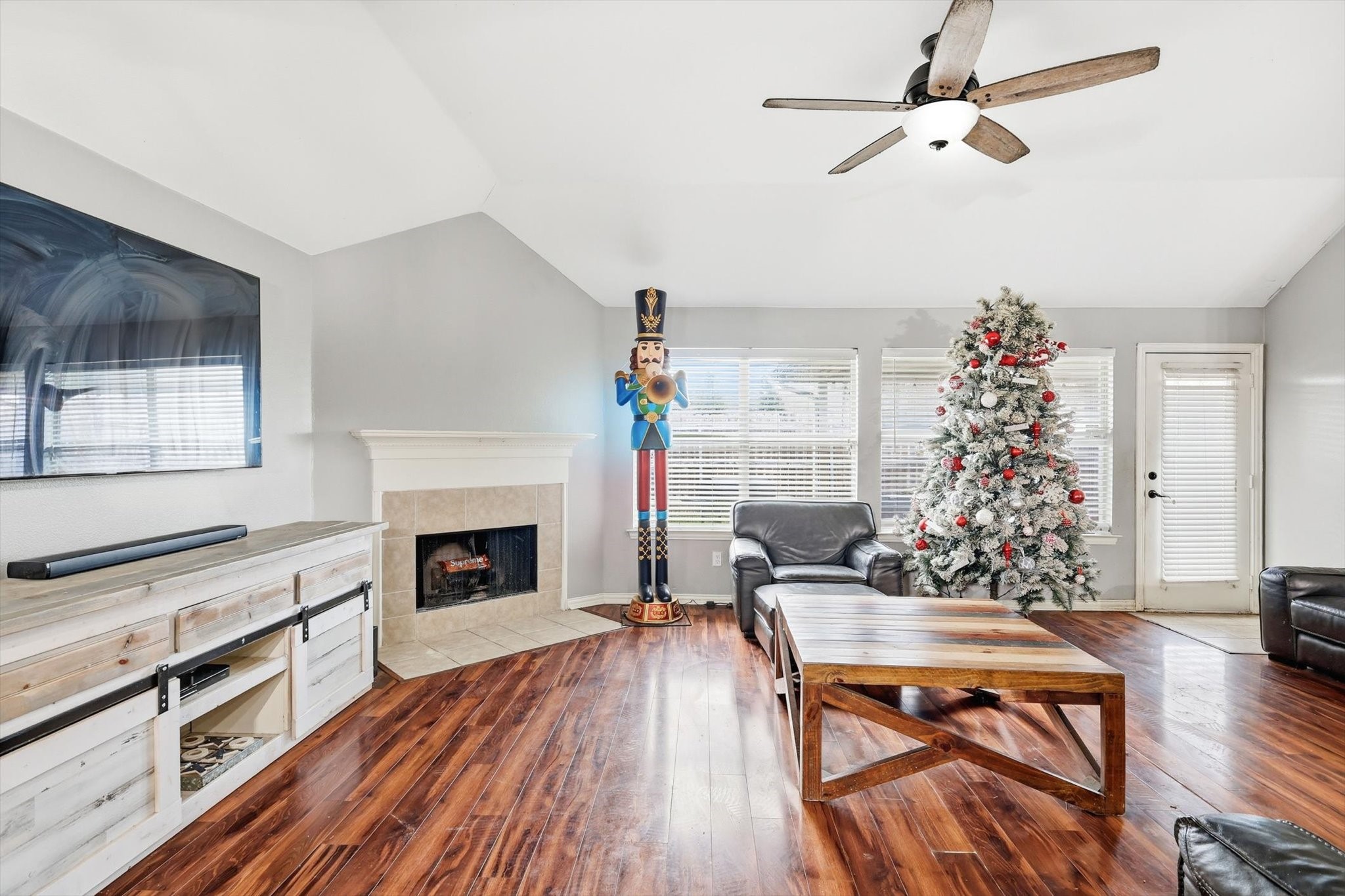 5403 Lavaca Road Grand Prairie TX 75052