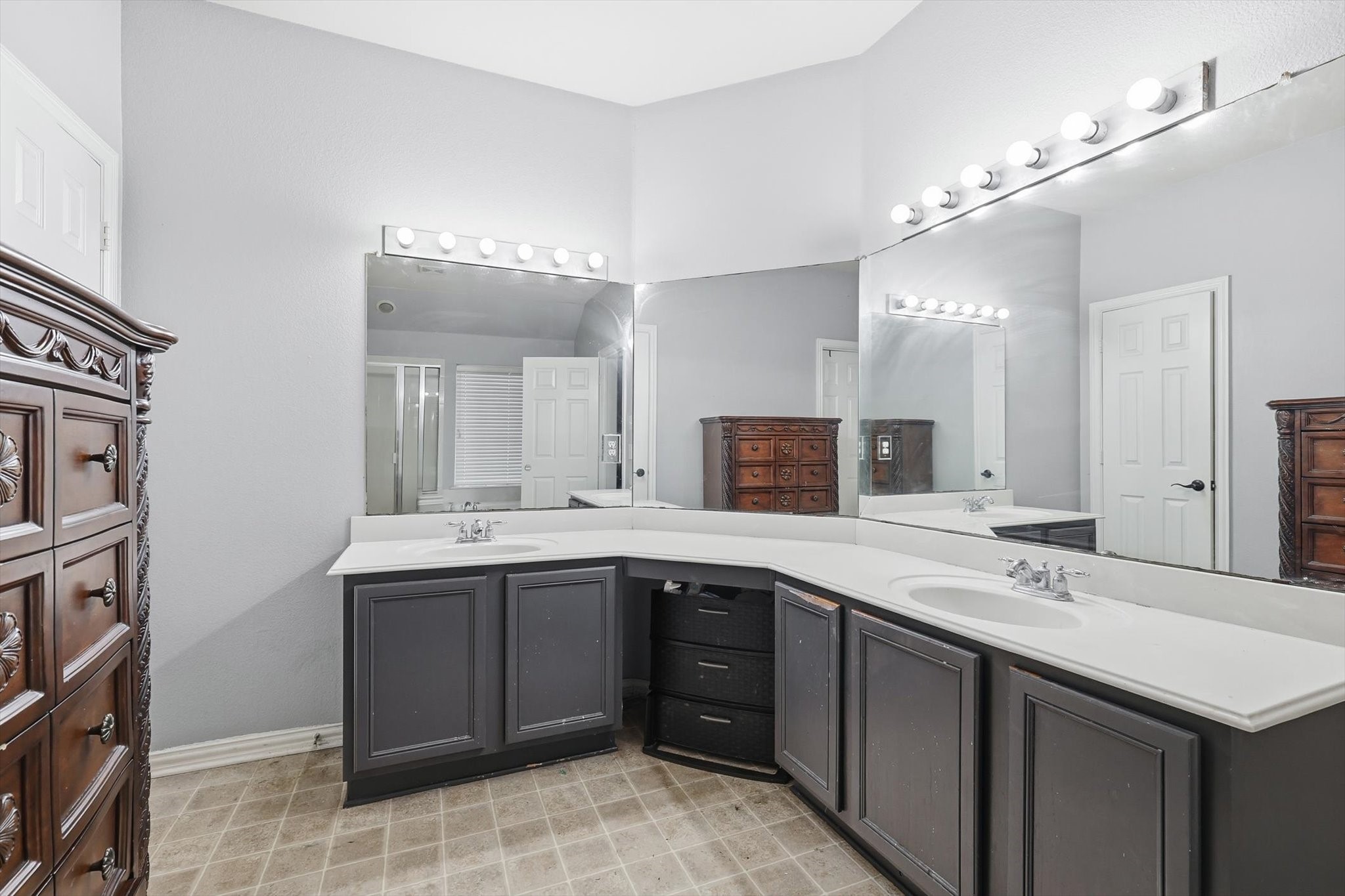 5403 Lavaca Road Grand Prairie TX 75052