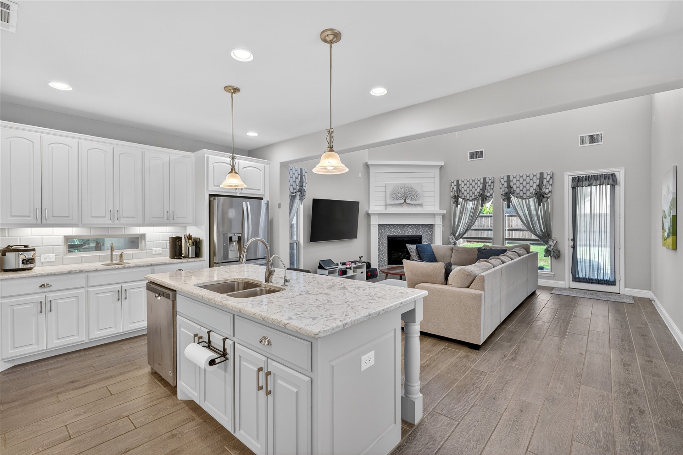 6808 Rowlett Drive Mckinney TX 75070