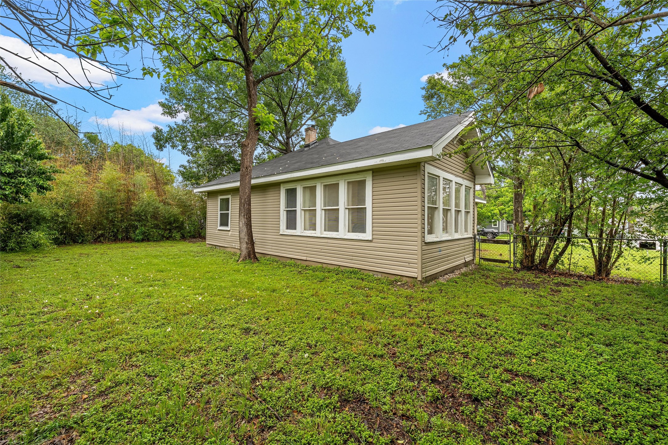 2525 Edna Avenue Waco TX 76708