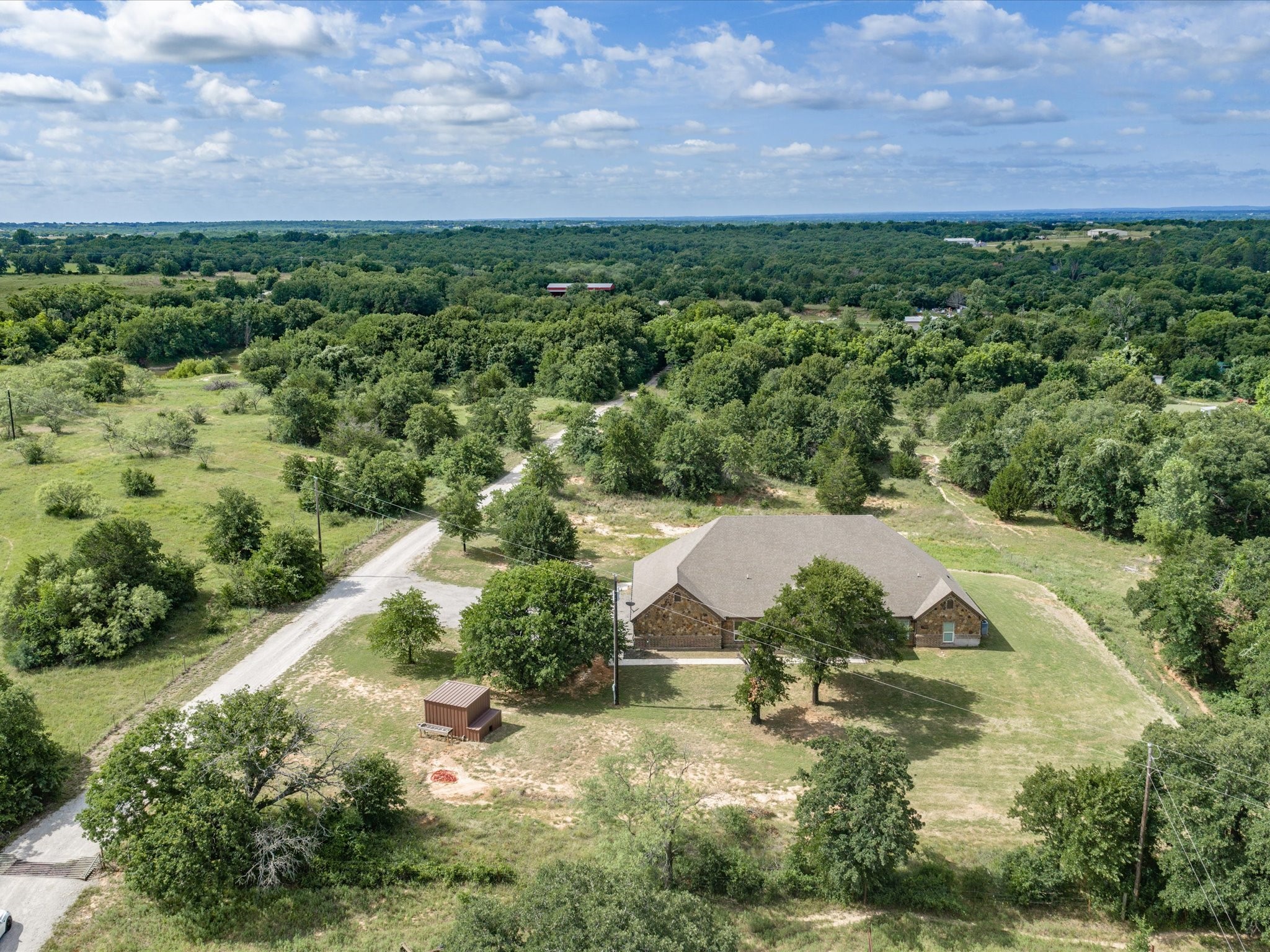 910 County Road 1111 Decatur TX 76234