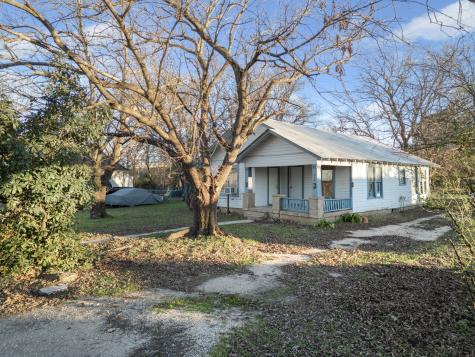 214 N Preston Street Whitney TX 76692
