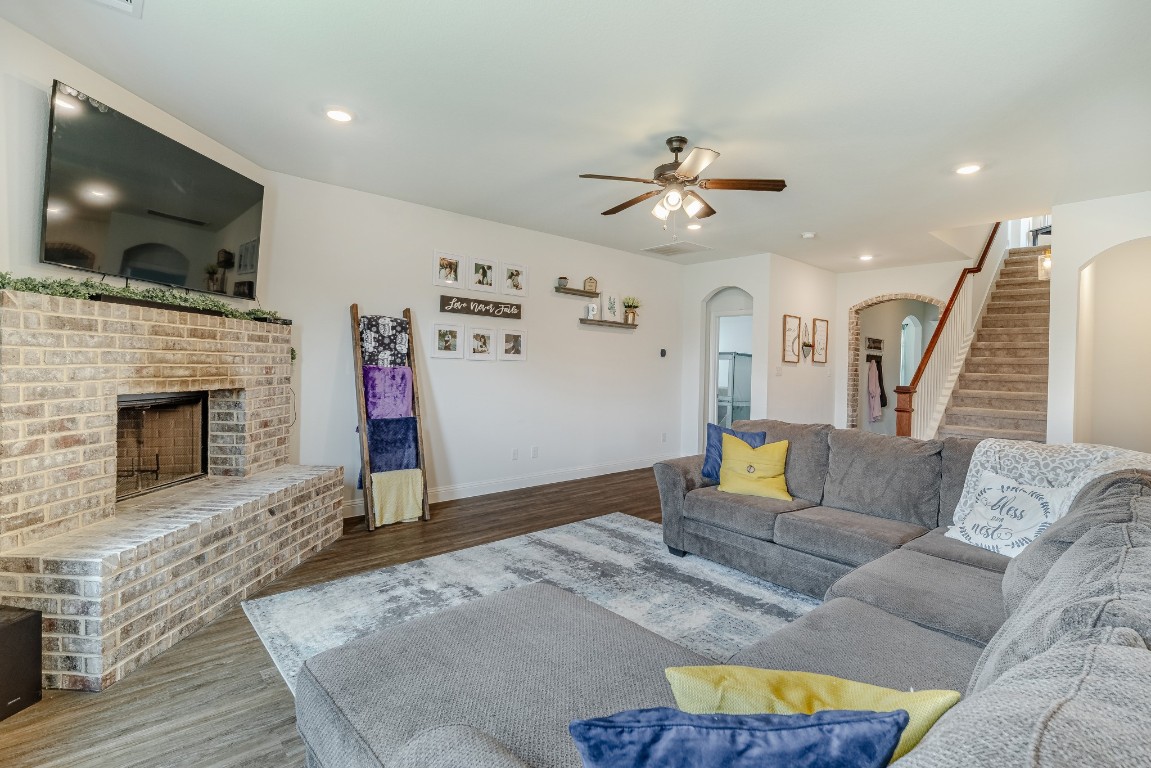 6353 Red Cliff Drive Fort Worth TX 76179