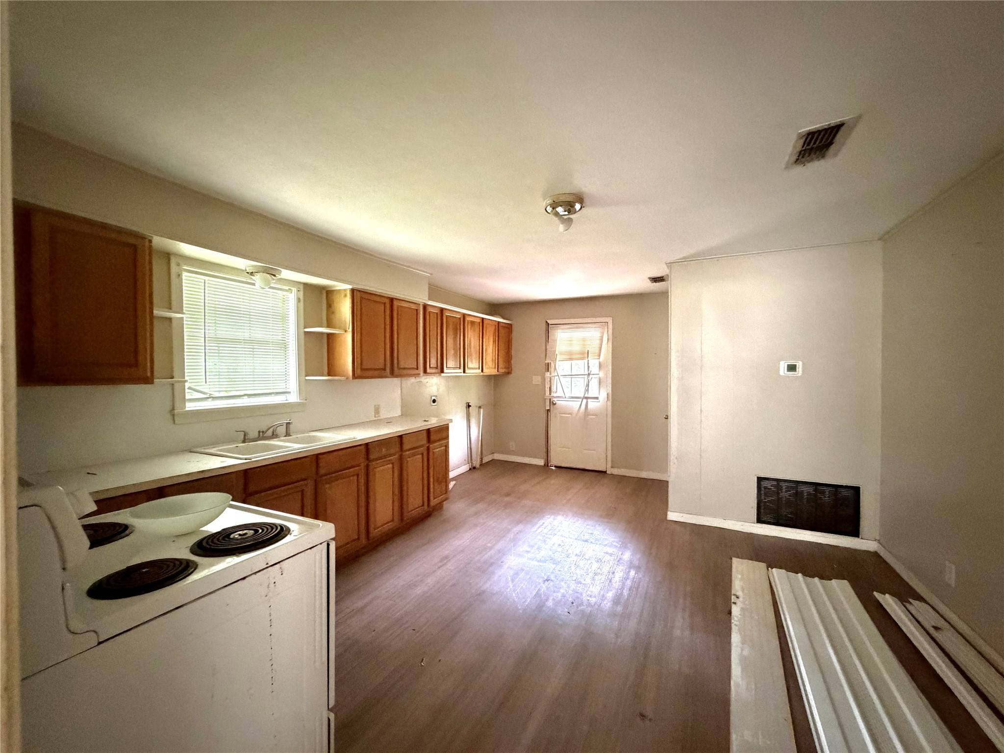 506 Edmonson Avenue Athens TX 75751