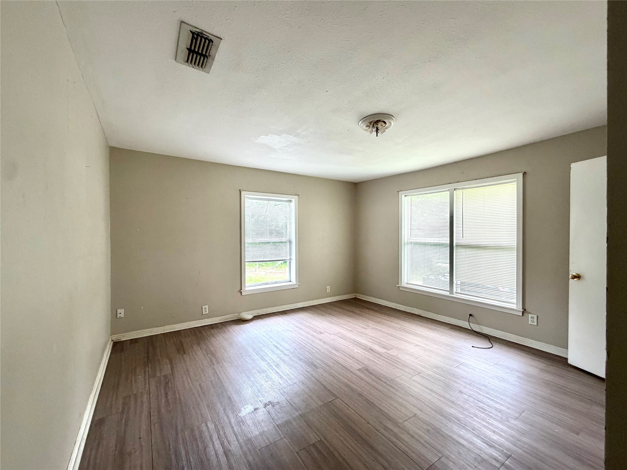 506 Edmonson Avenue Athens TX 75751