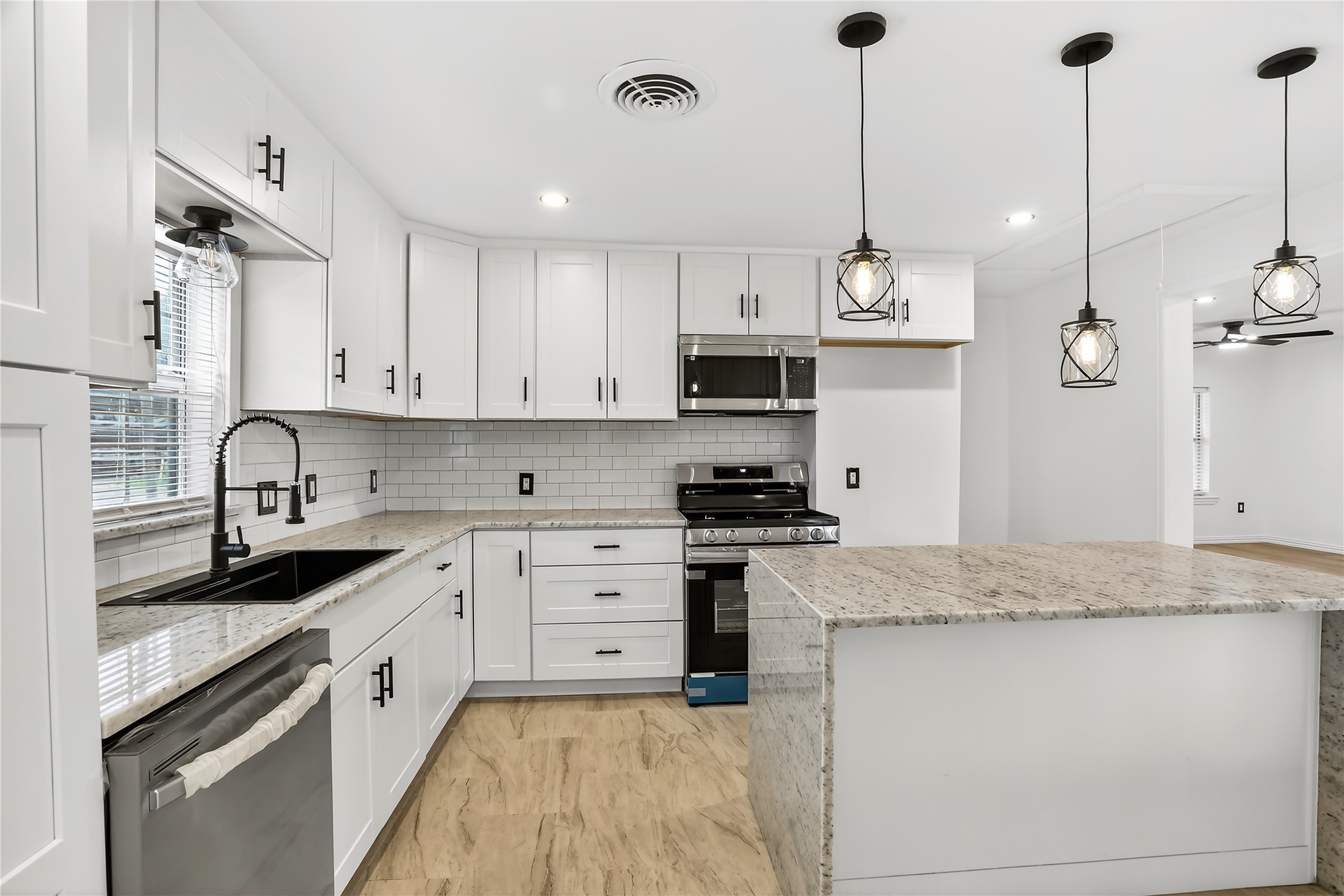 320 N 4th Street Princeton TX 75407