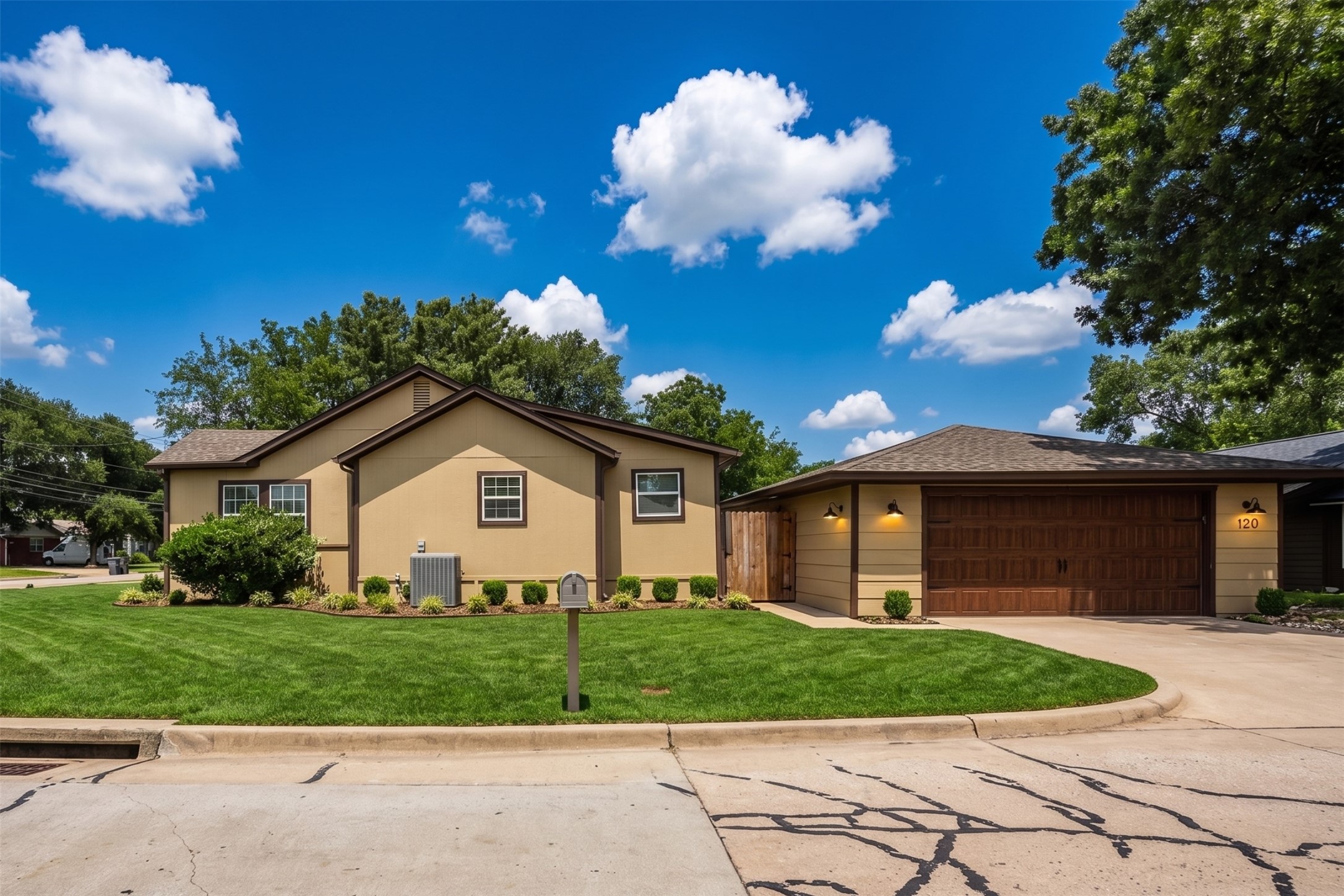 320 N 4th Street Princeton TX 75407