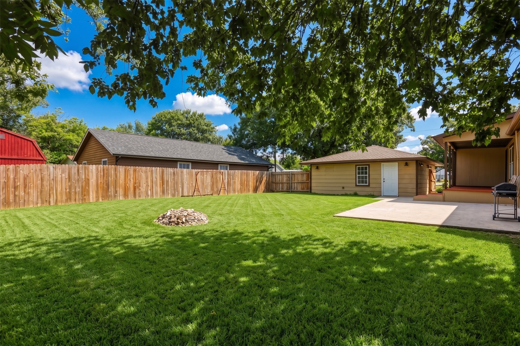 320 N 4th Street Princeton TX 75407