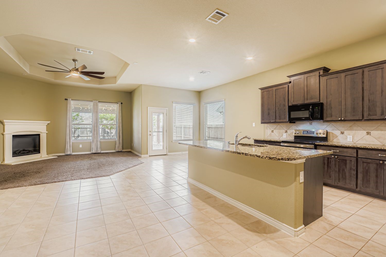3128 Sunny Hill Way Royse City TX 75189