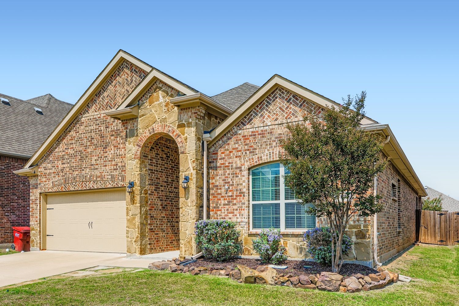 3128 Sunny Hill Way Royse City TX 75189