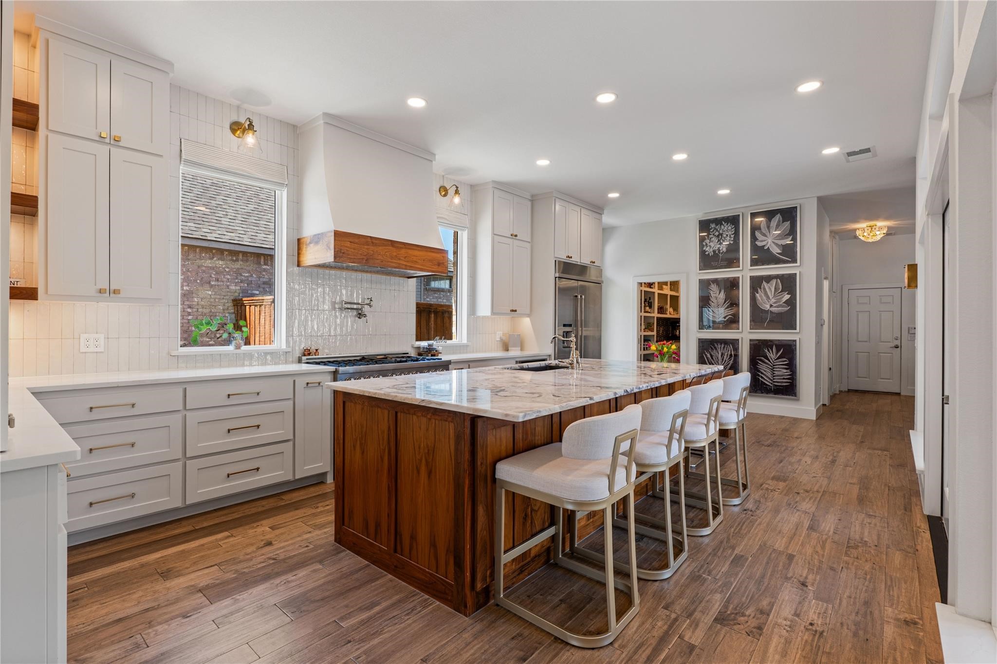 819 Hills Creek Drive Mckinney TX 75072