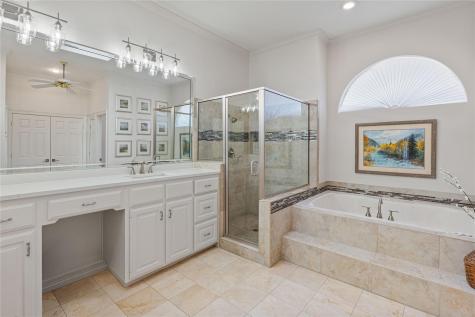 819 Hills Creek Drive Mckinney TX 75072