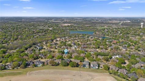 819 Hills Creek Drive Mckinney TX 75072