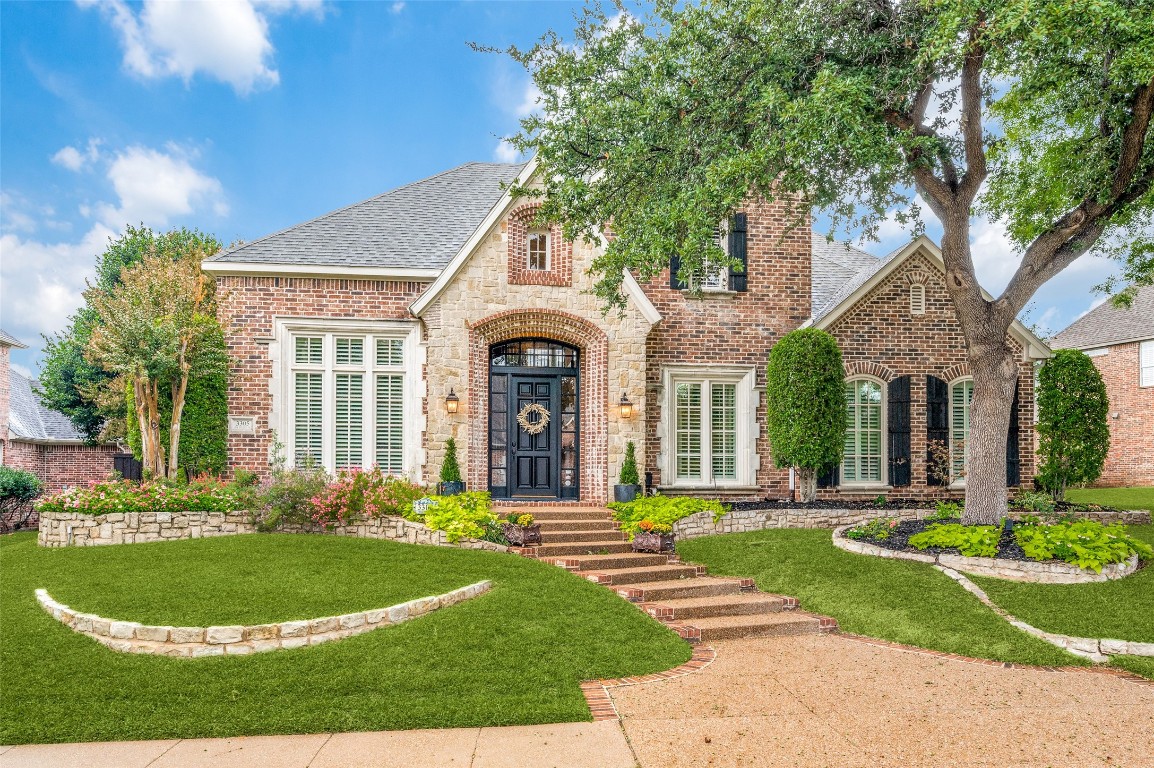 3305 Oak Hollow Drive Plano TX 75093