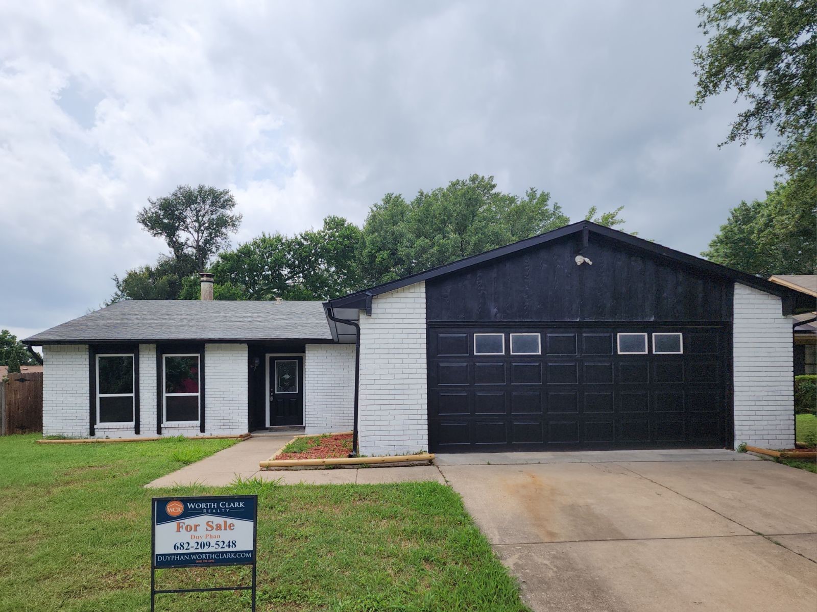 2652 Castanada Circle Fort Worth TX 76112