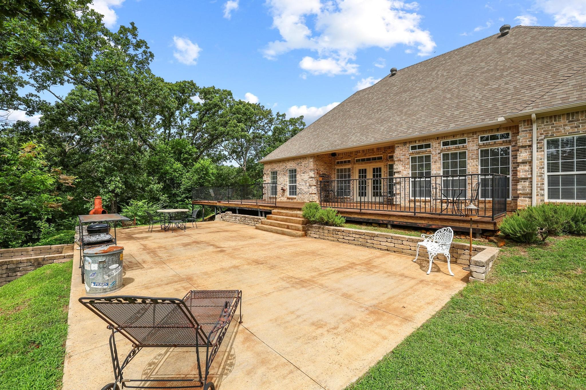 1230 Ivey Drive Denison TX 75020