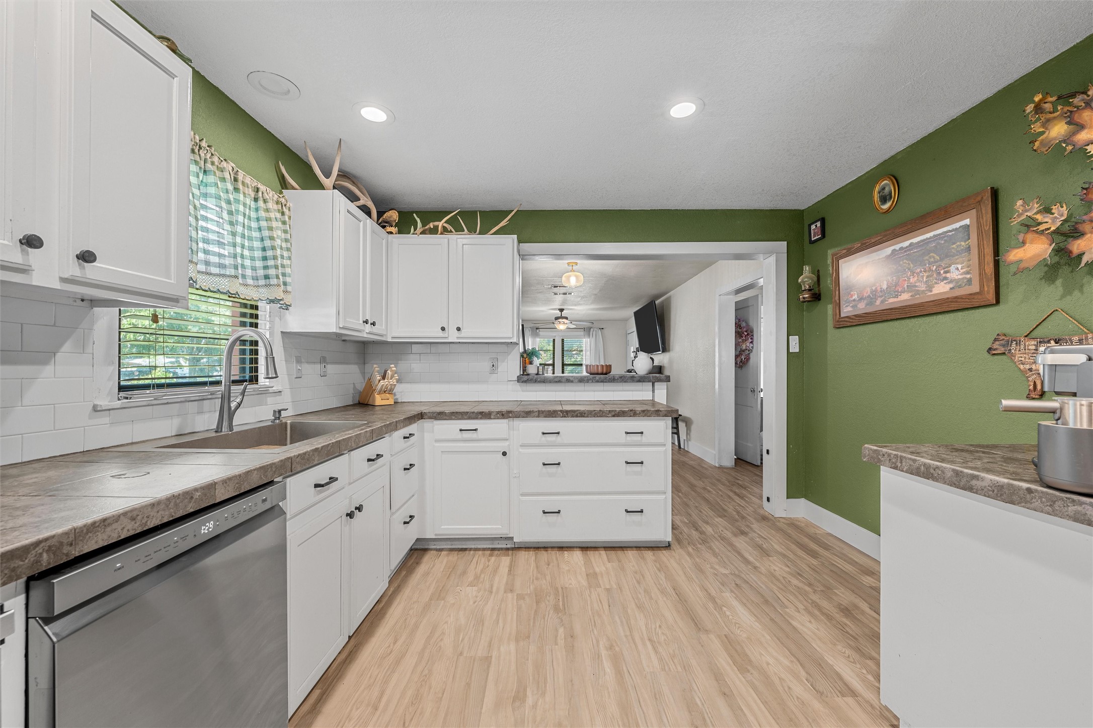704 S Marable Street West TX 76691