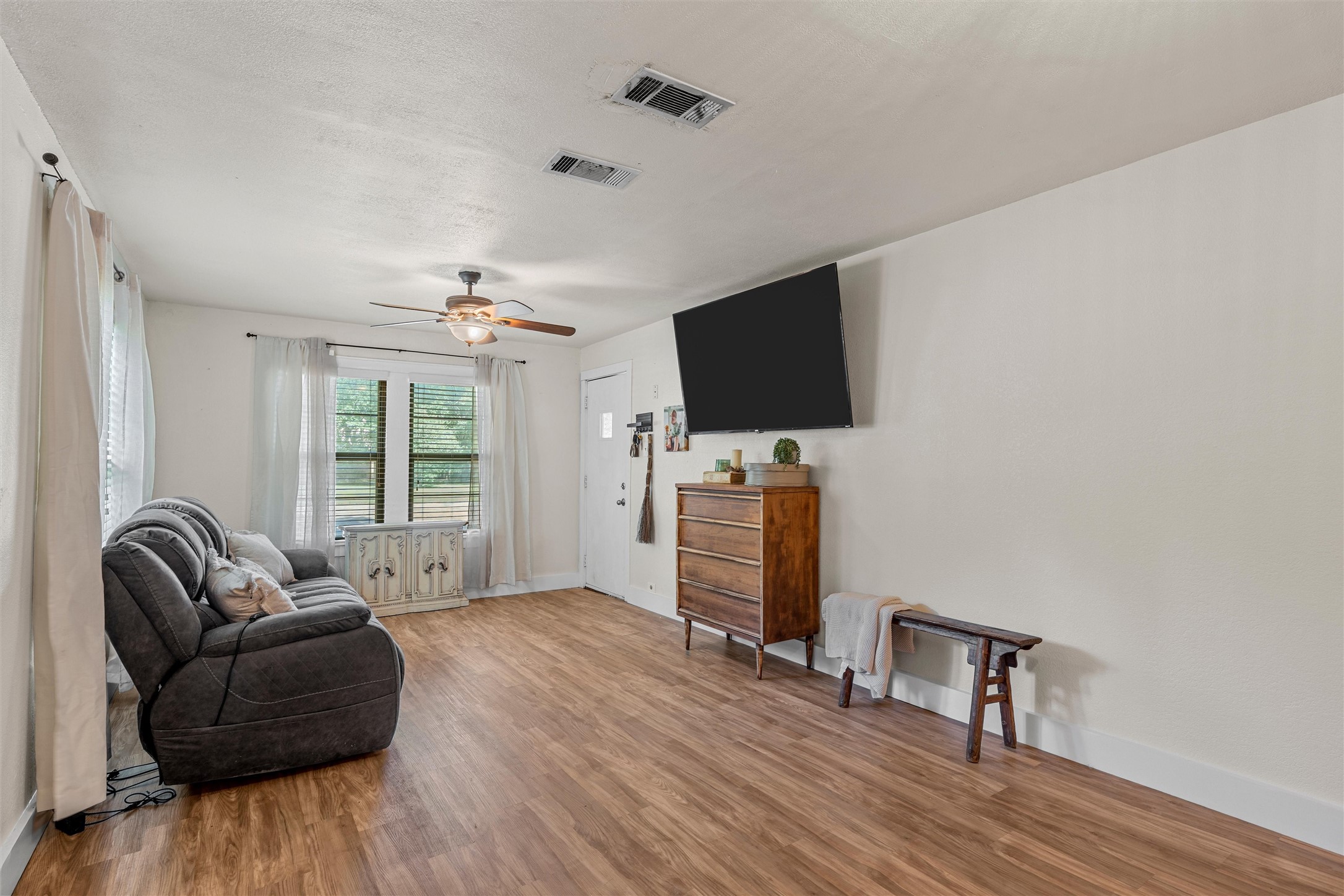 704 S Marable Street West TX 76691