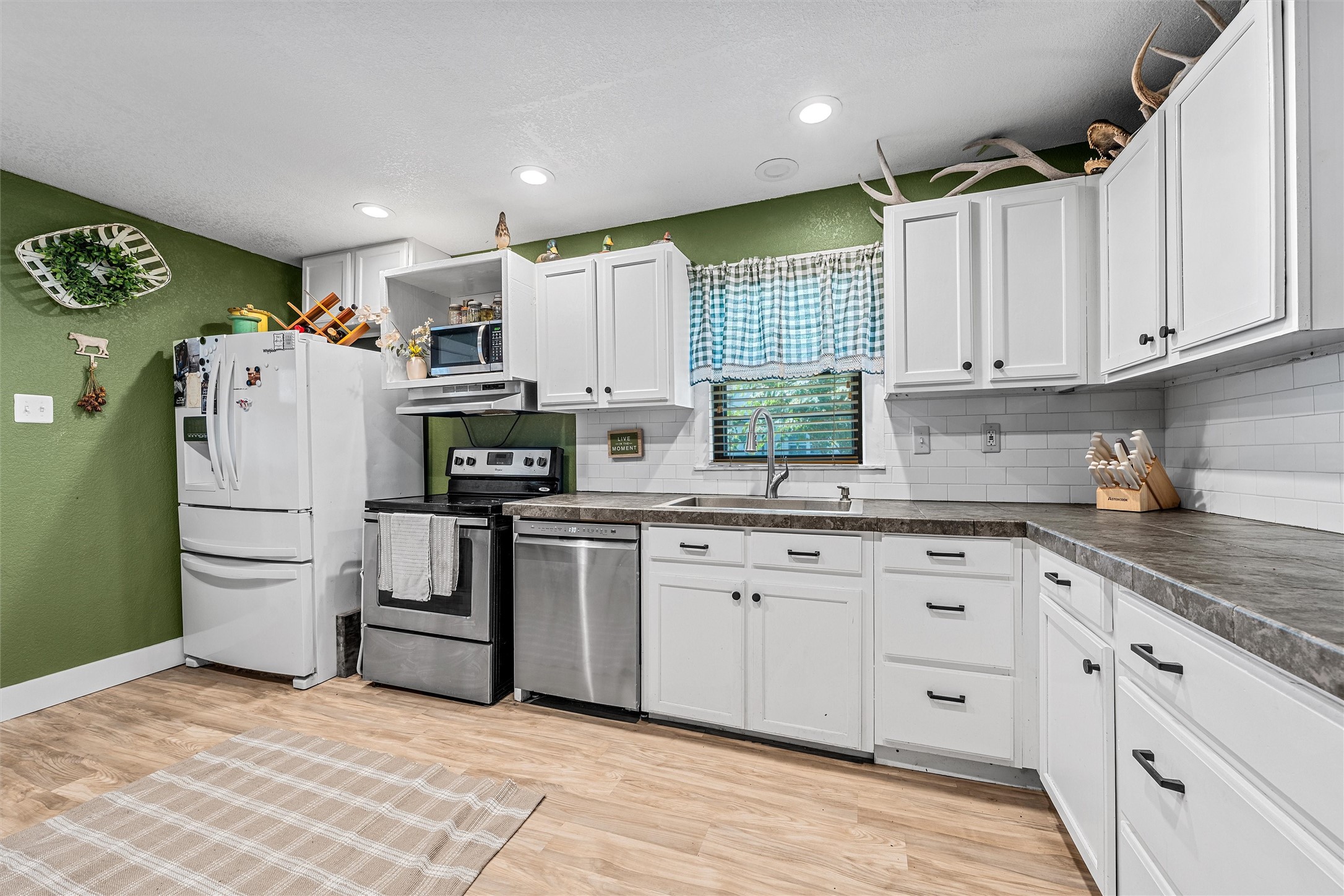 704 S Marable Street West TX 76691