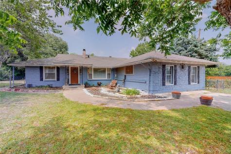 1113 Silver Creek Drive Desoto TX 75115