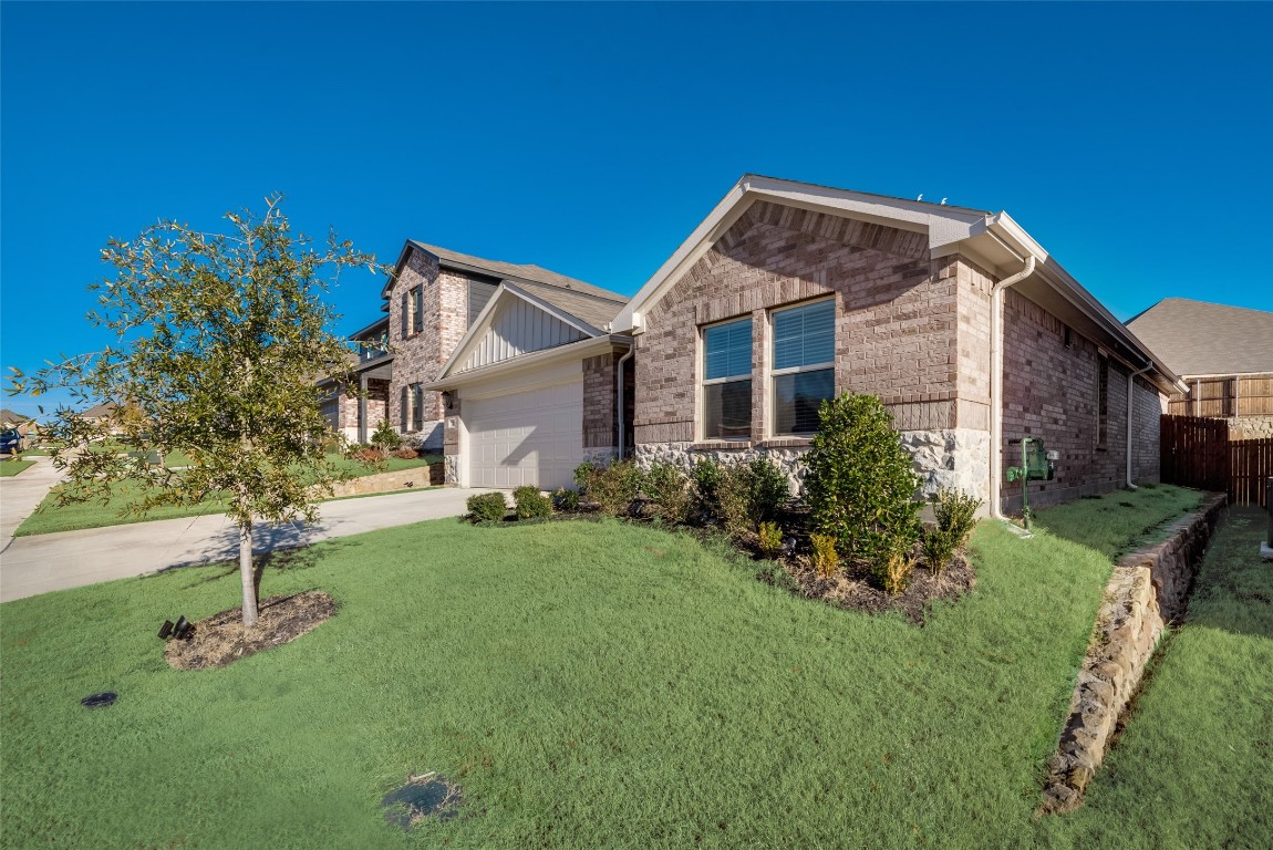 2417 Lalun Lane Forney TX 75126