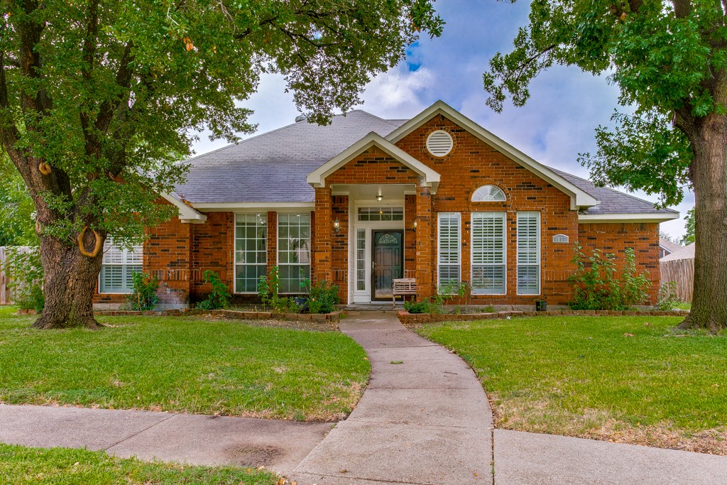 6817 Buckhorn Drive Rowlett TX 75089