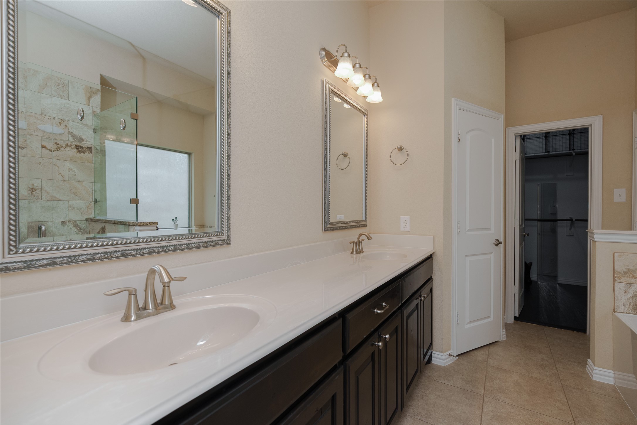 6928 Sarria Grand Prairie TX 75054