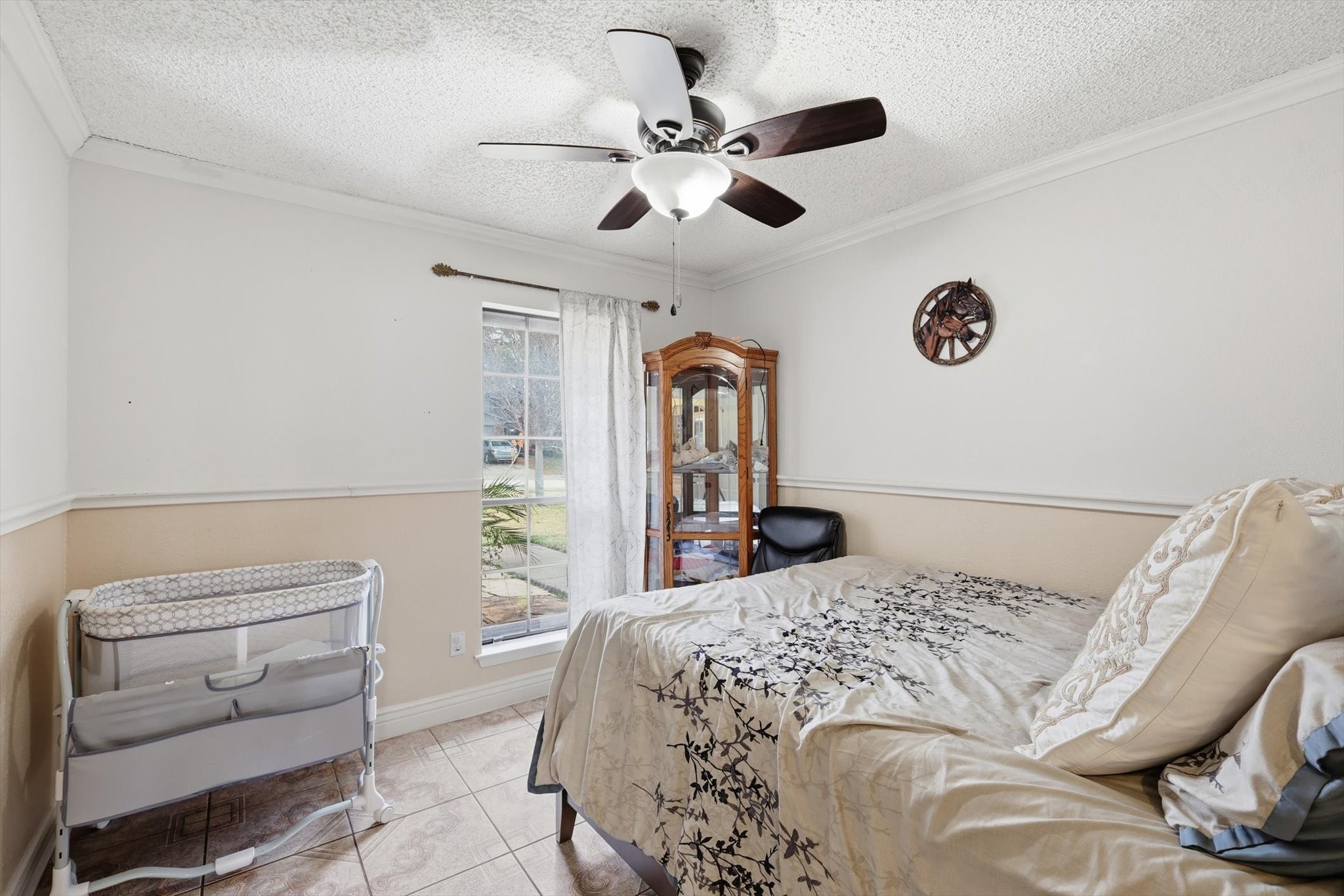 433 Overcrest Drive Benbrook TX 76126