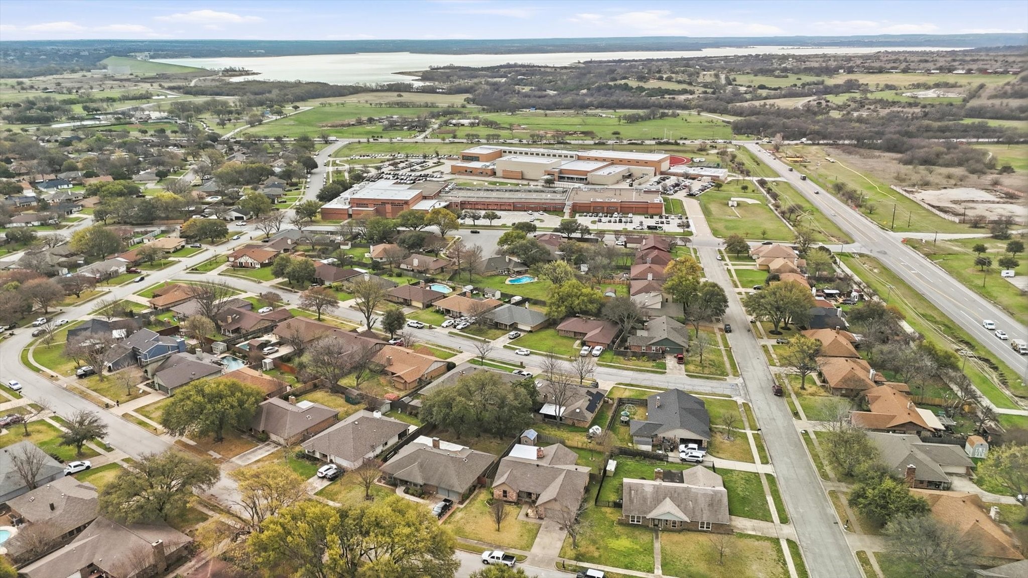 433 Overcrest Drive Benbrook TX 76126