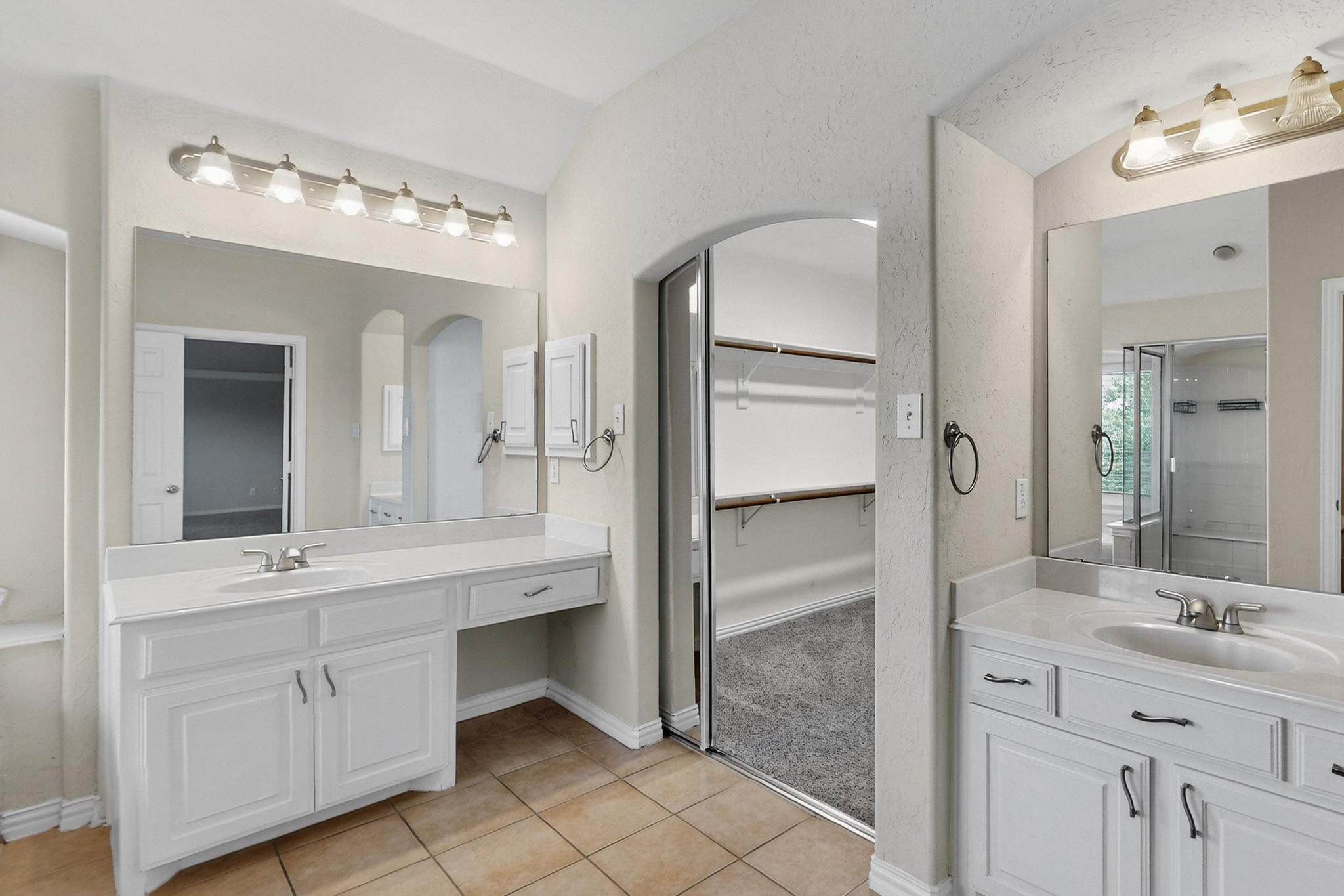1343 Valley Vista Drive Irving TX 75063