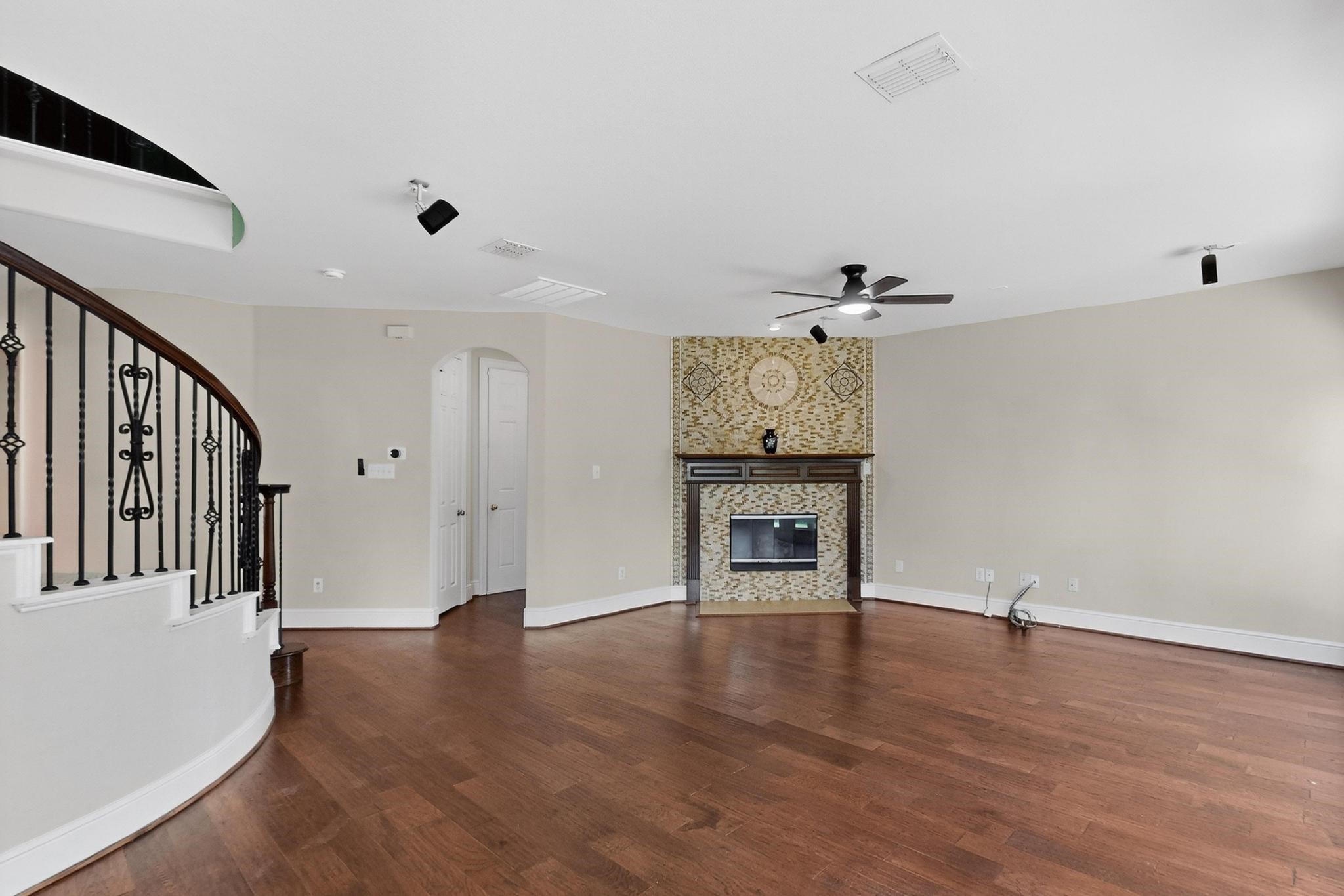 1343 Valley Vista Drive Irving TX 75063