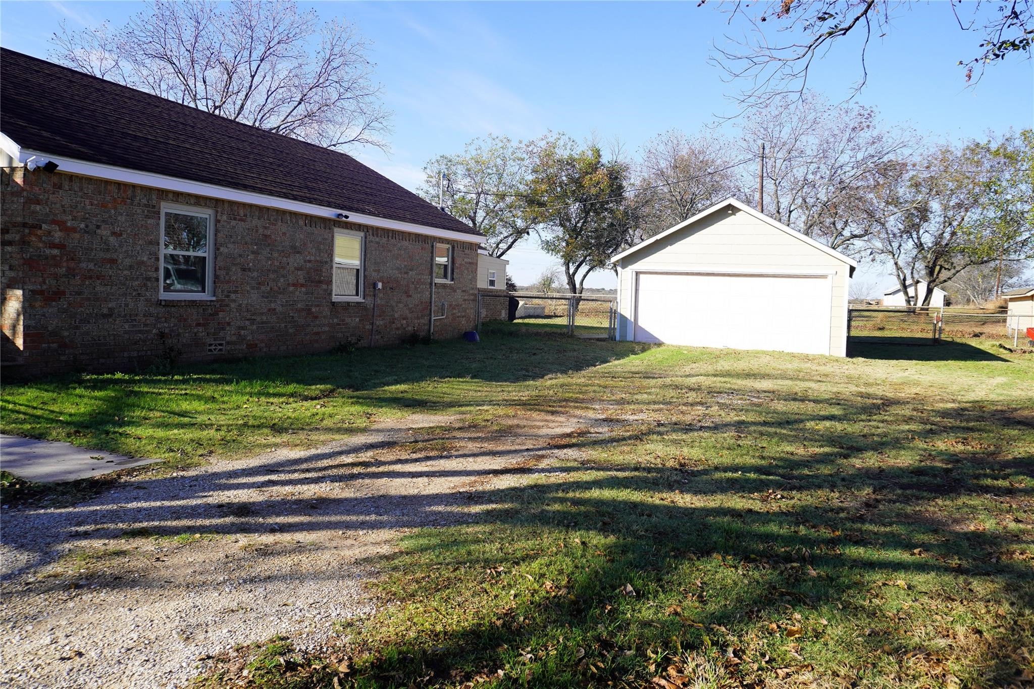 7498 State Highway 175 Montague TX 76251