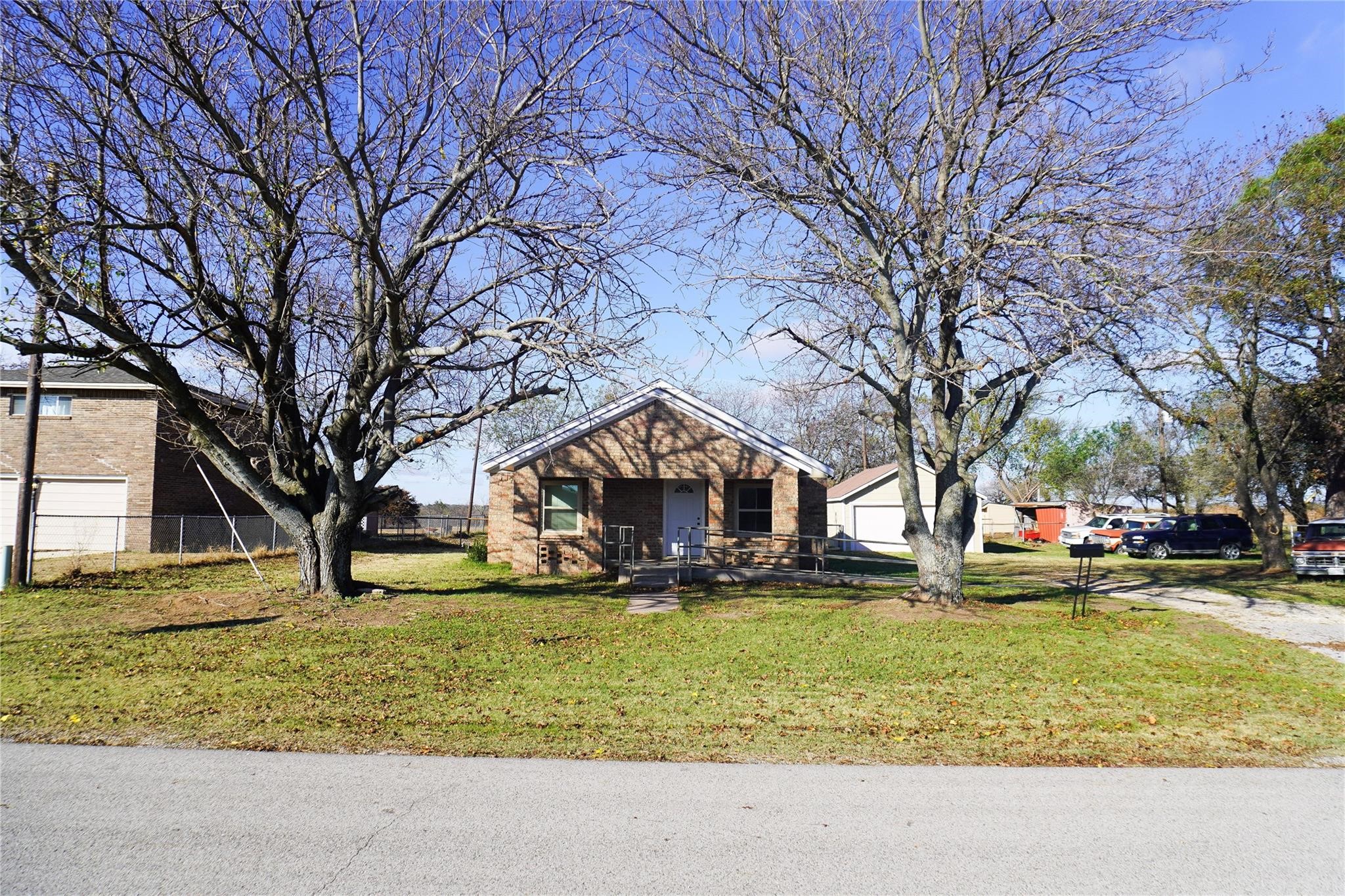 7498 State Highway 175 Montague TX 76251