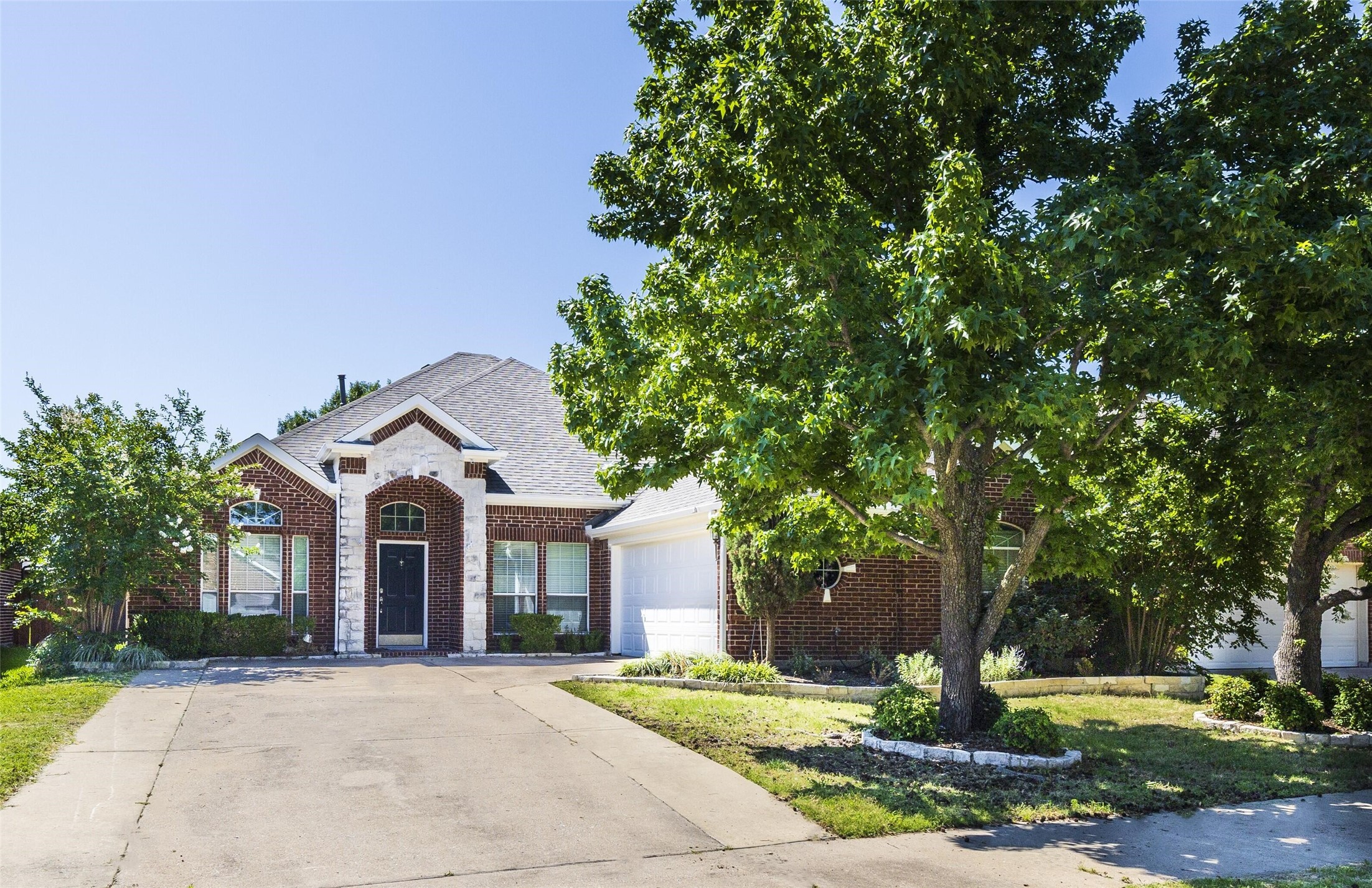 10706 Saint Annes Drive Rowlett TX 75089