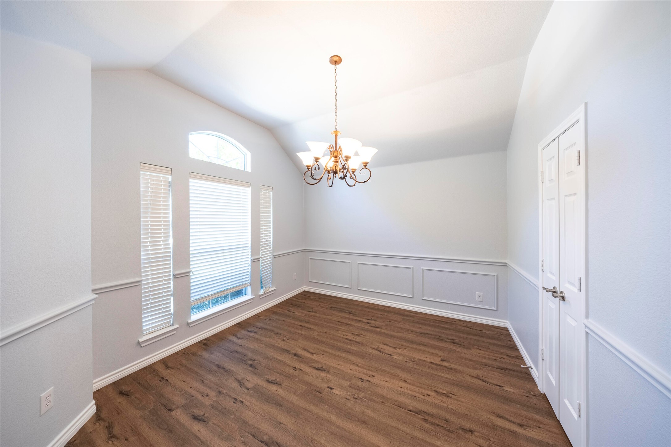 10706 Saint Annes Drive Rowlett TX 75089