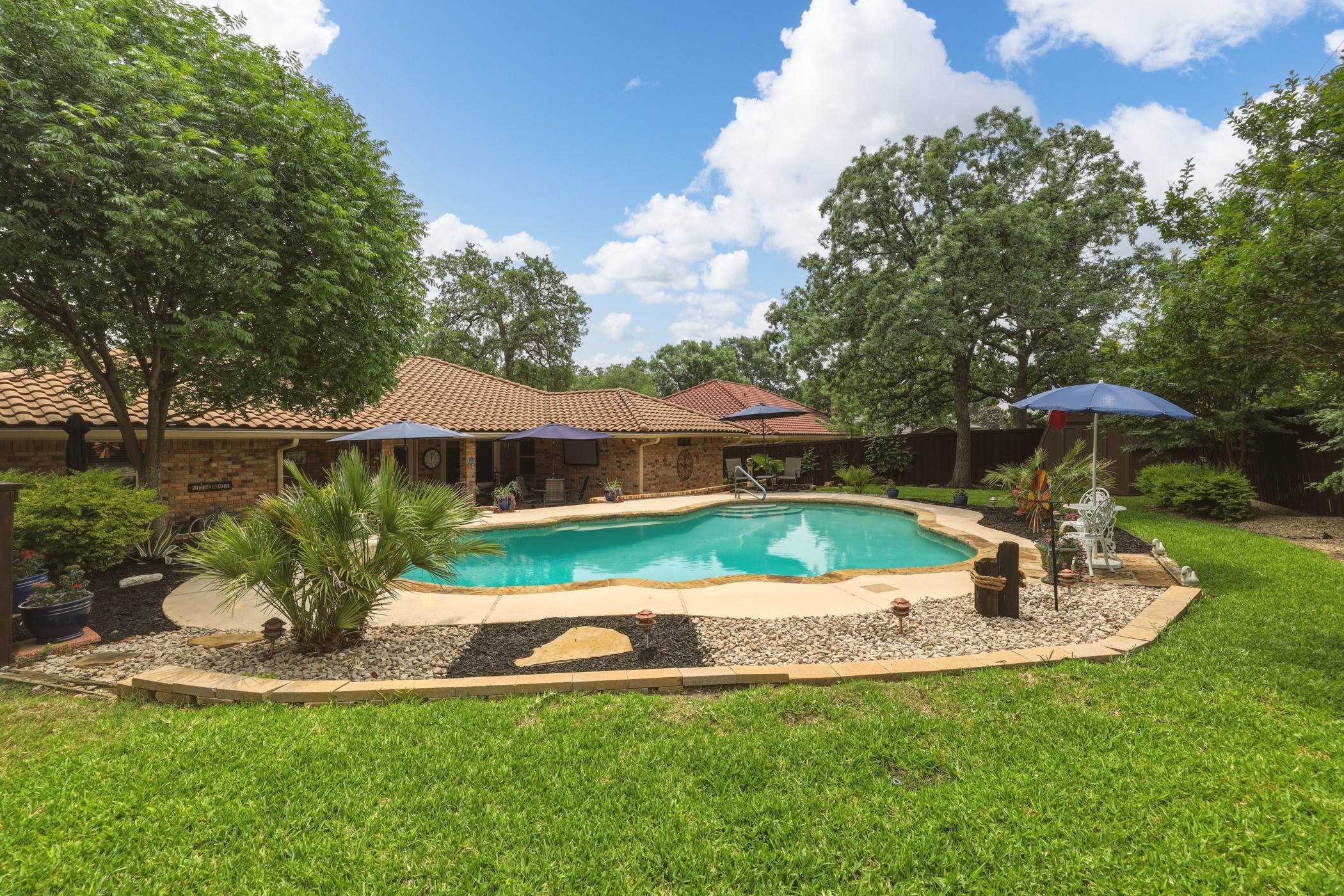 3009 Shenandoah Drive Bedford TX 76021
