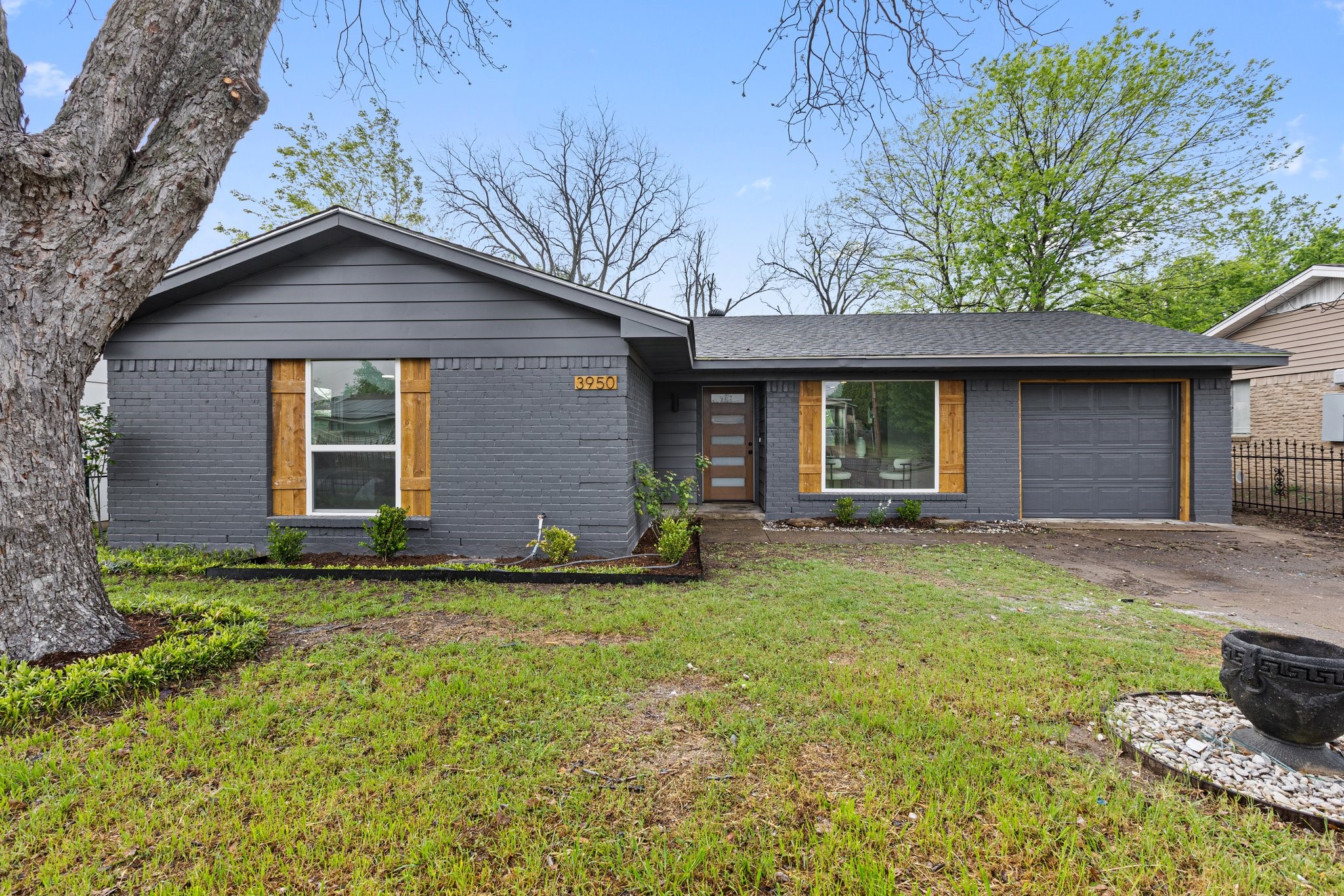 3950 Ivy Ridge Street Dallas TX 75241