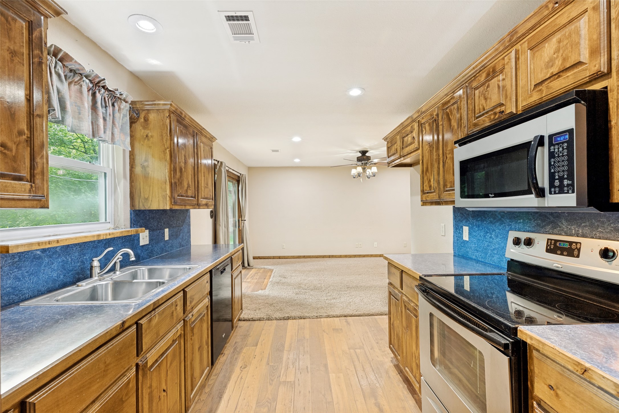 105 Pecan Street Whitesboro TX 76273