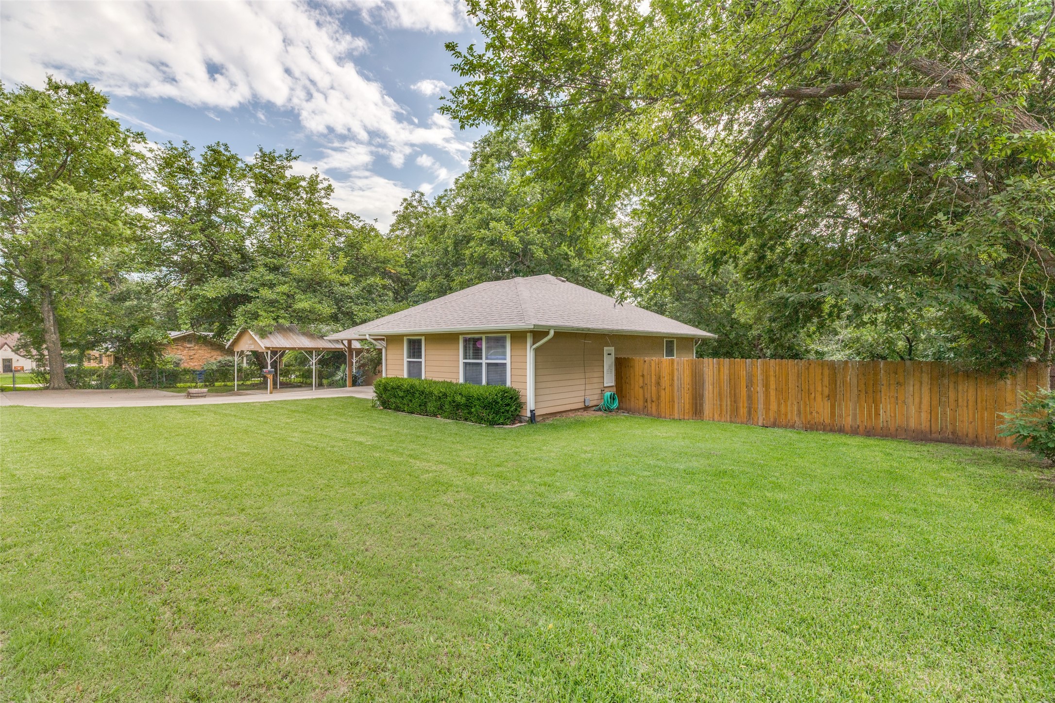 105 Pecan Street Whitesboro TX 76273