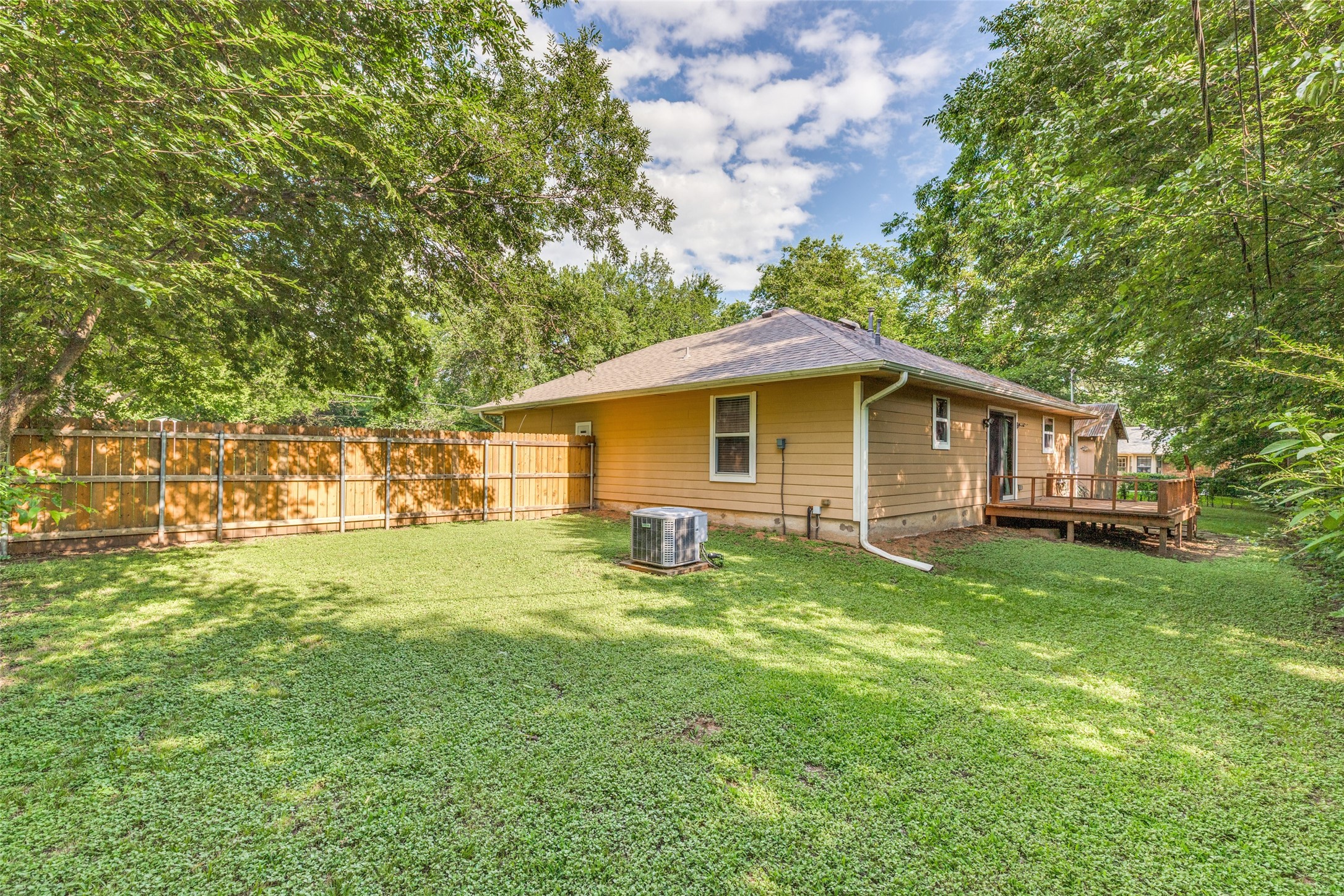 105 Pecan Street Whitesboro TX 76273