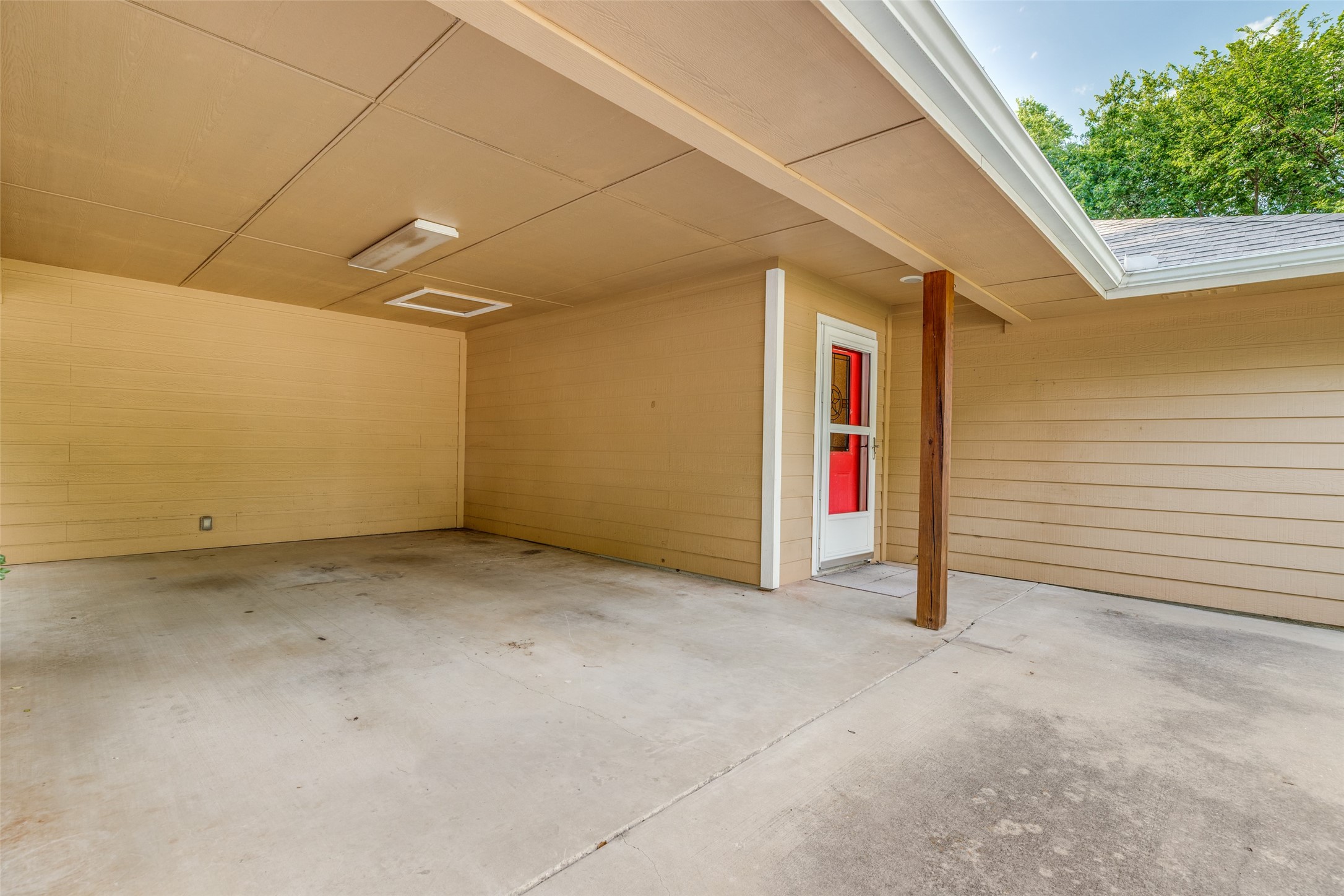 105 Pecan Street Whitesboro TX 76273