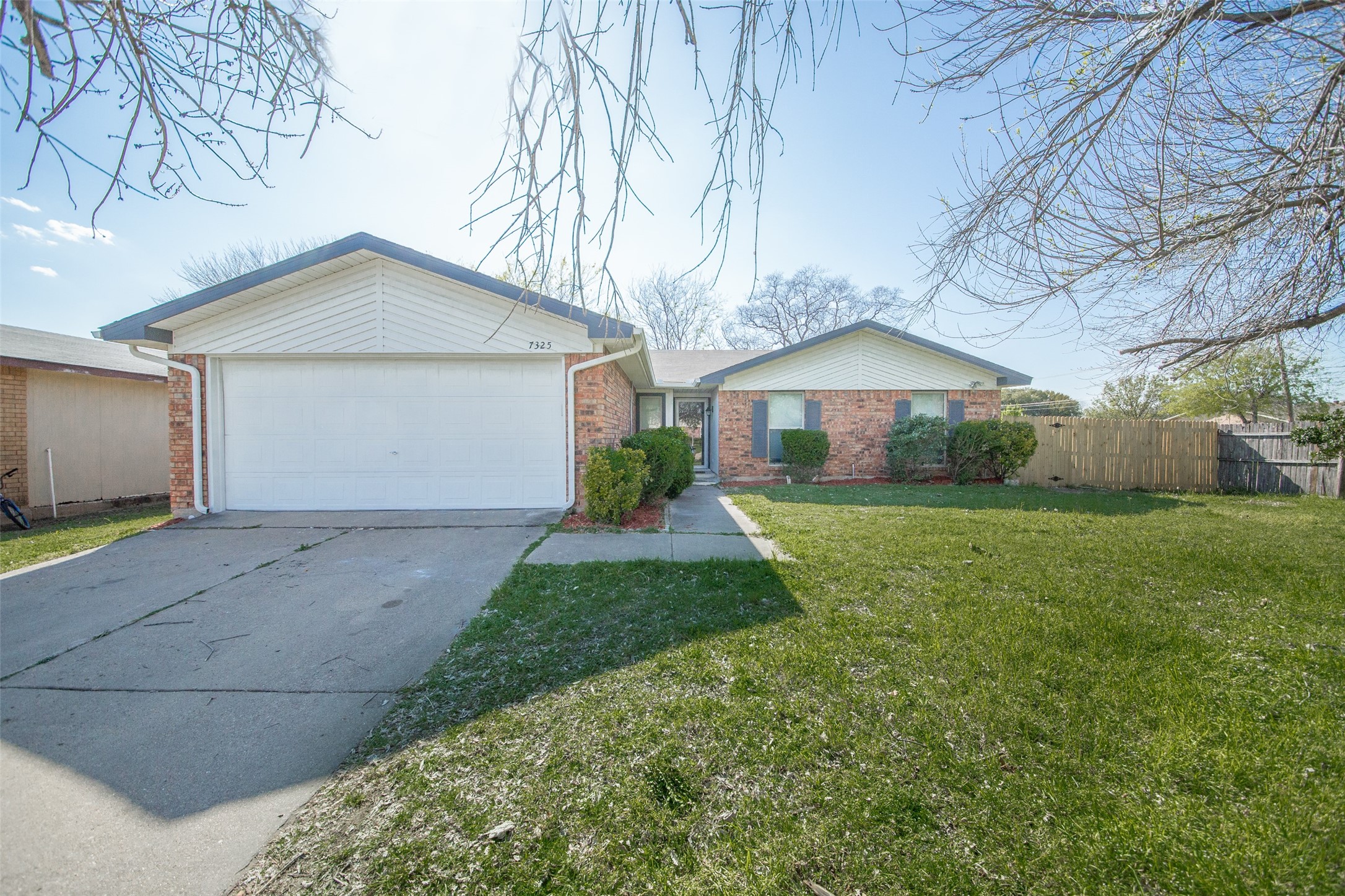 7325 Catbrier Court Fort Worth TX 76137