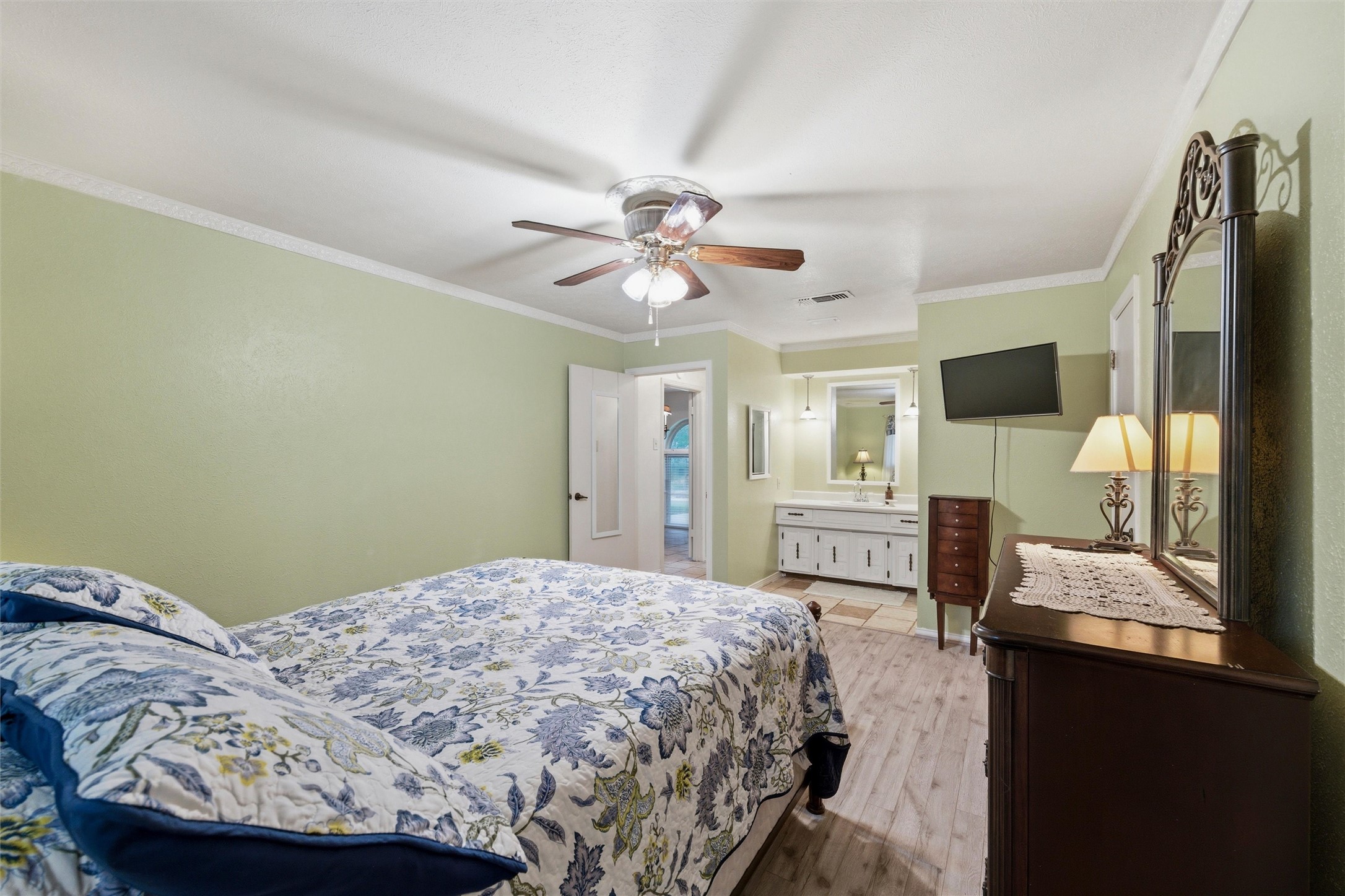 414 Ridgewood Drive Desoto TX 75115