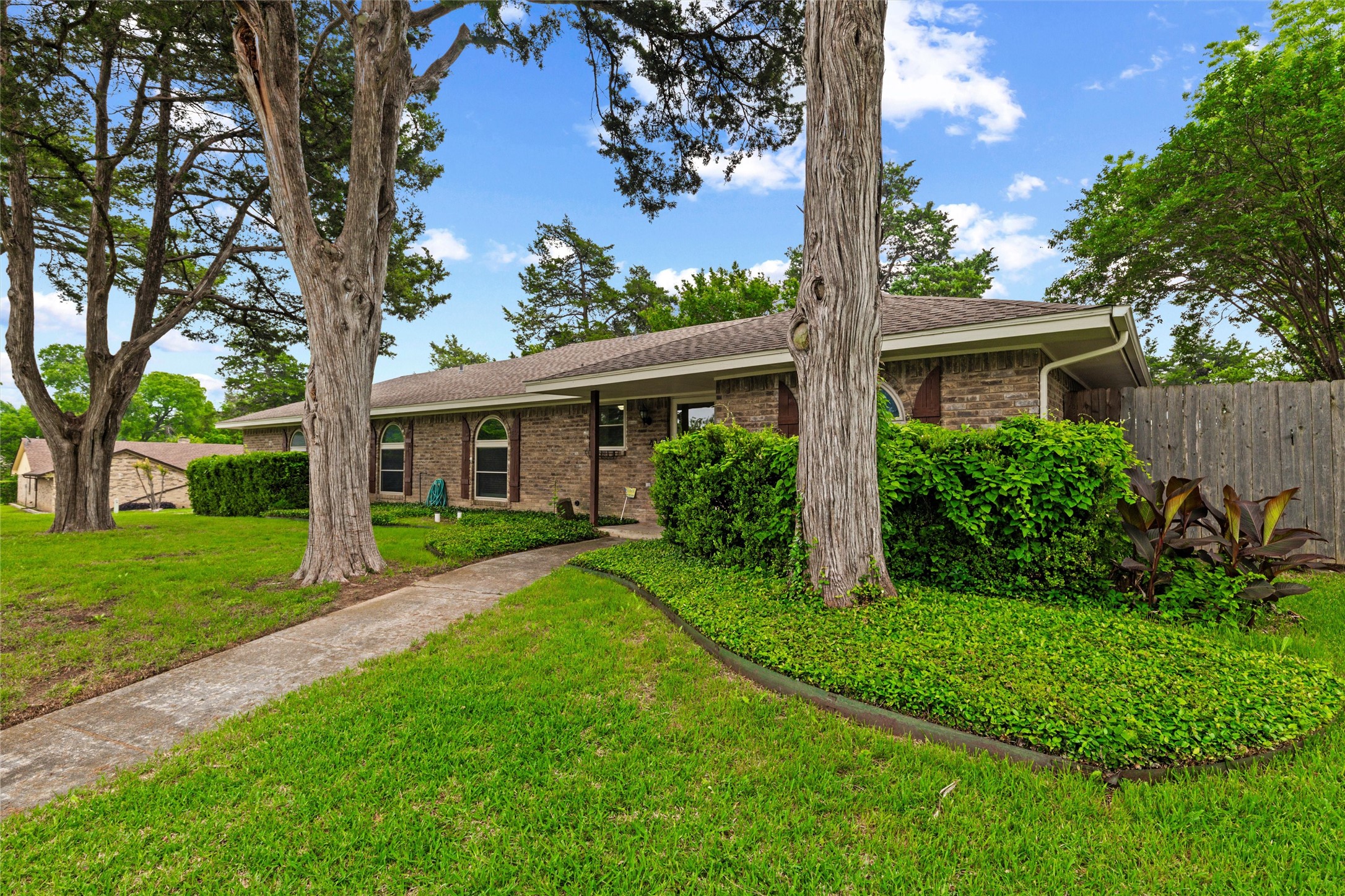 414 Ridgewood Drive Desoto TX 75115