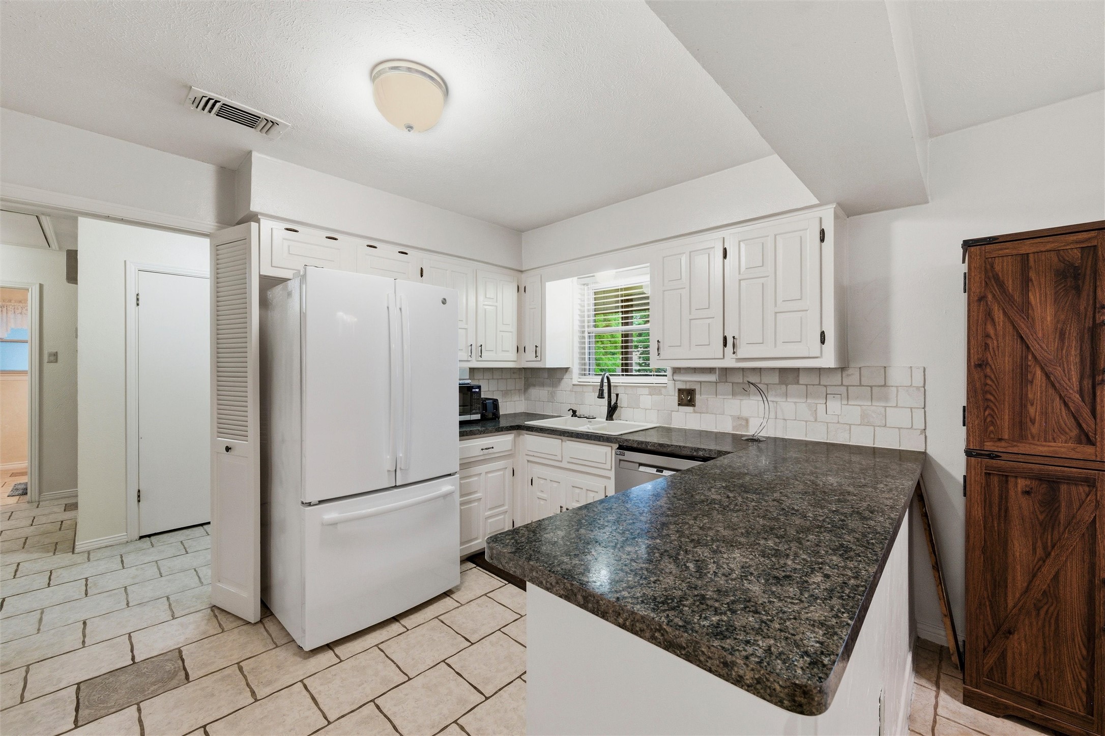 414 Ridgewood Drive Desoto TX 75115