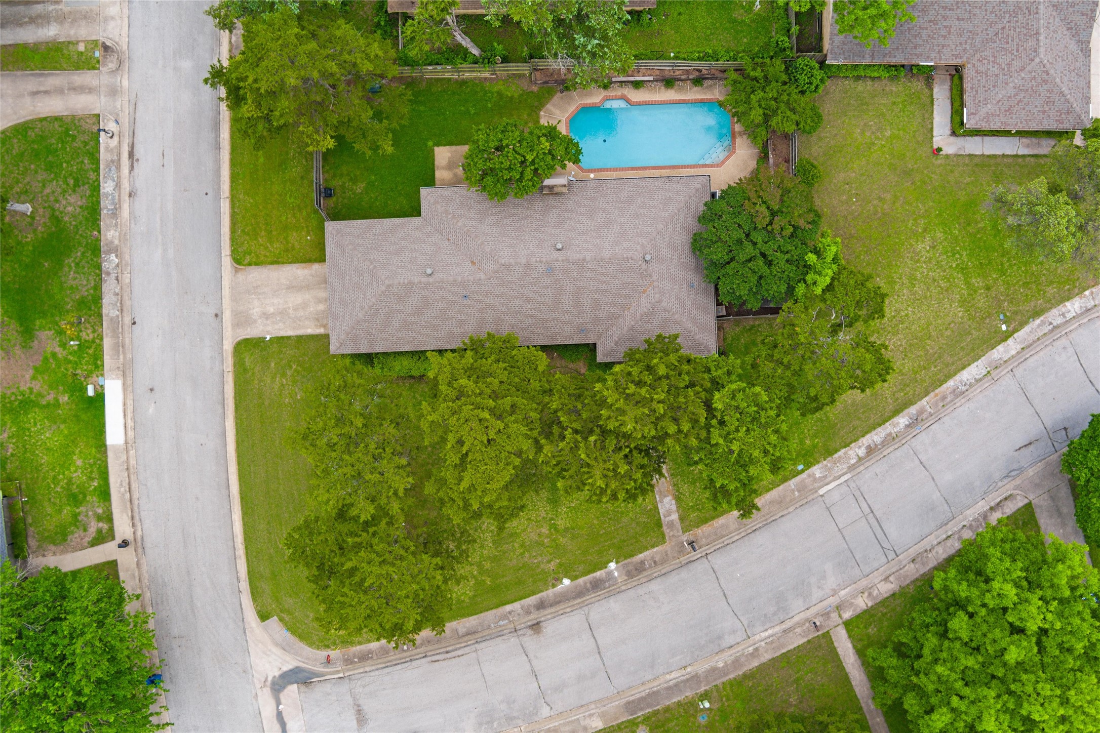 414 Ridgewood Drive Desoto TX 75115