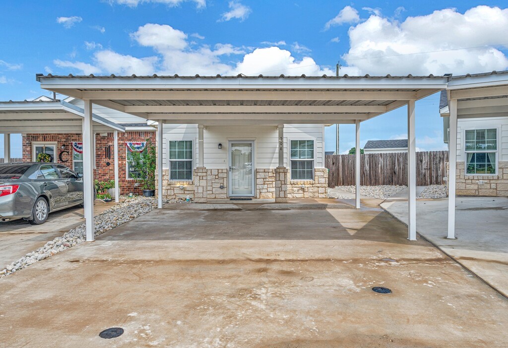 508 Alamo Court Mcgregor TX 76657