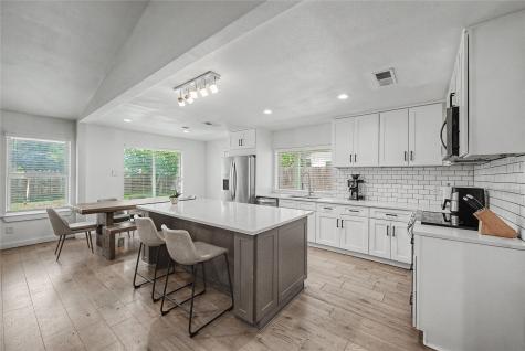 2034 Cedarwood Drive Carrollton TX 75007