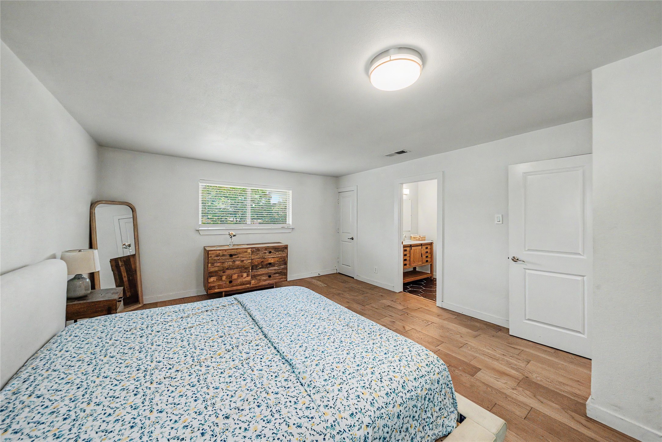 2034 Cedarwood Drive Carrollton TX 75007