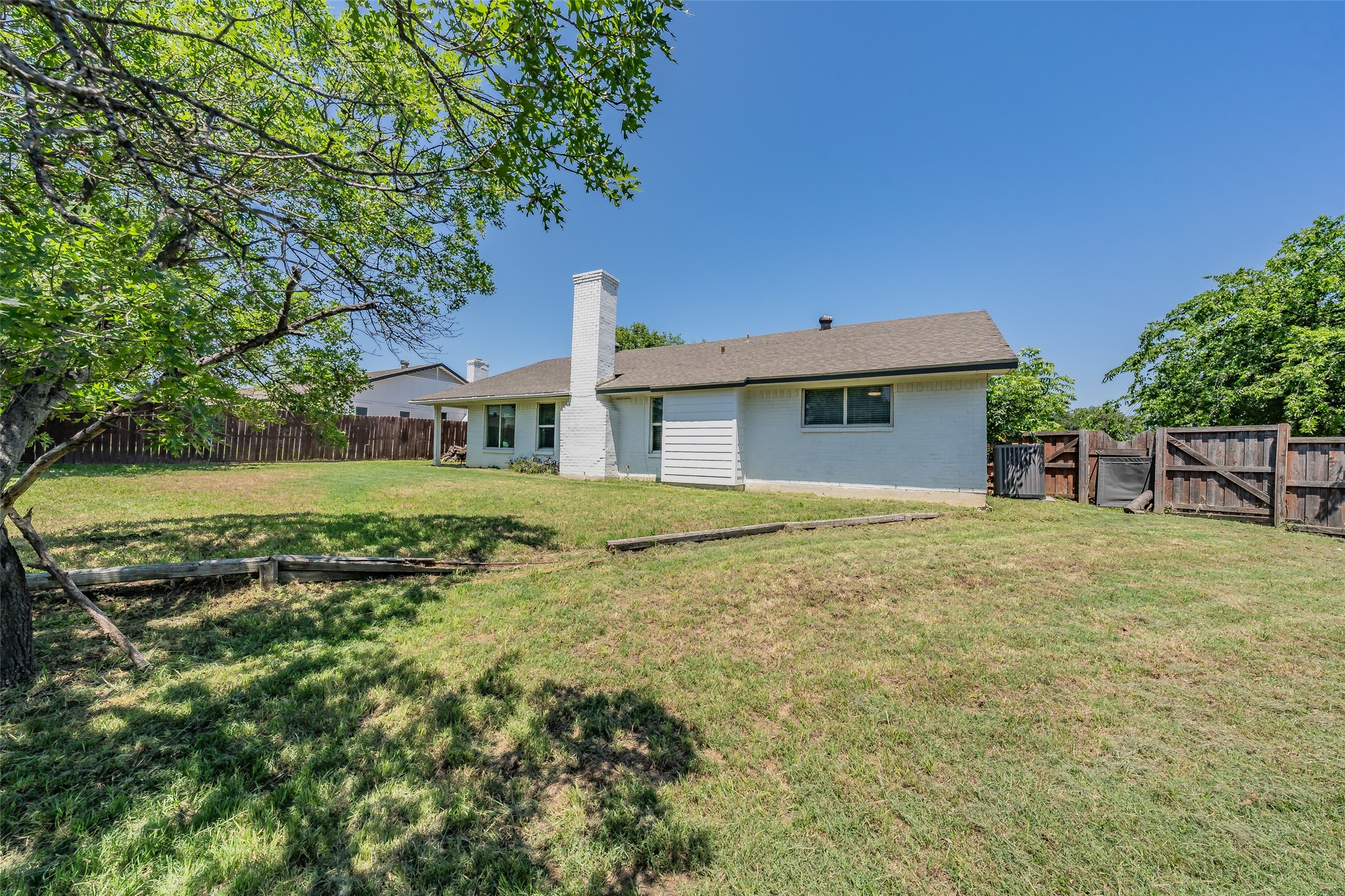 2034 Cedarwood Drive Carrollton TX 75007